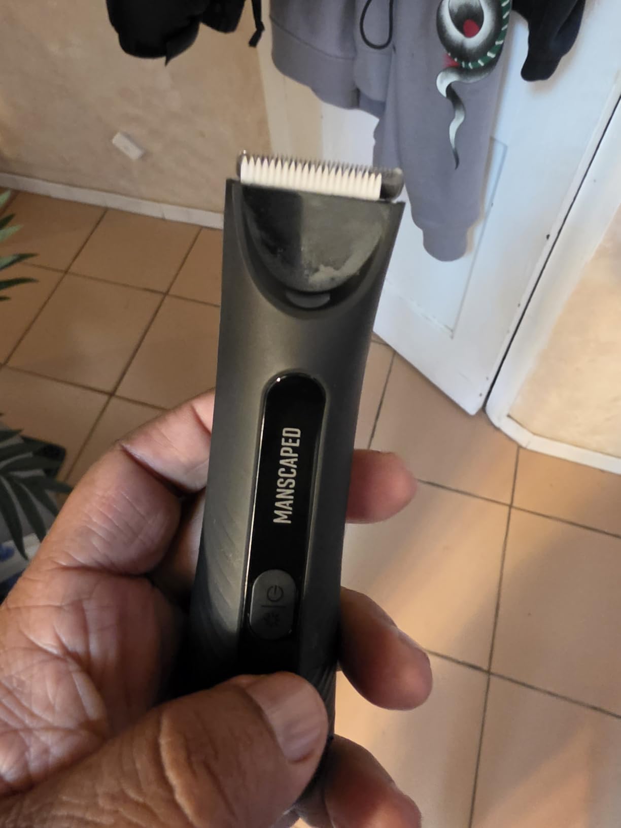 MANSCAPED® The Lawn Mower® 4.0 PRO - Groin & Body Hair Trimmer customer photo 2