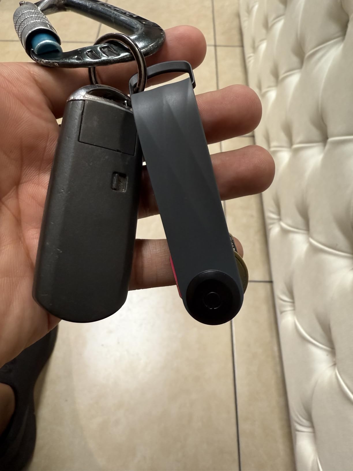 orbitkey New Active Key Organizer Lite w/updated D-Ring | Weather Resistant, Stainless Steel Locking Mechanism customer photo 1