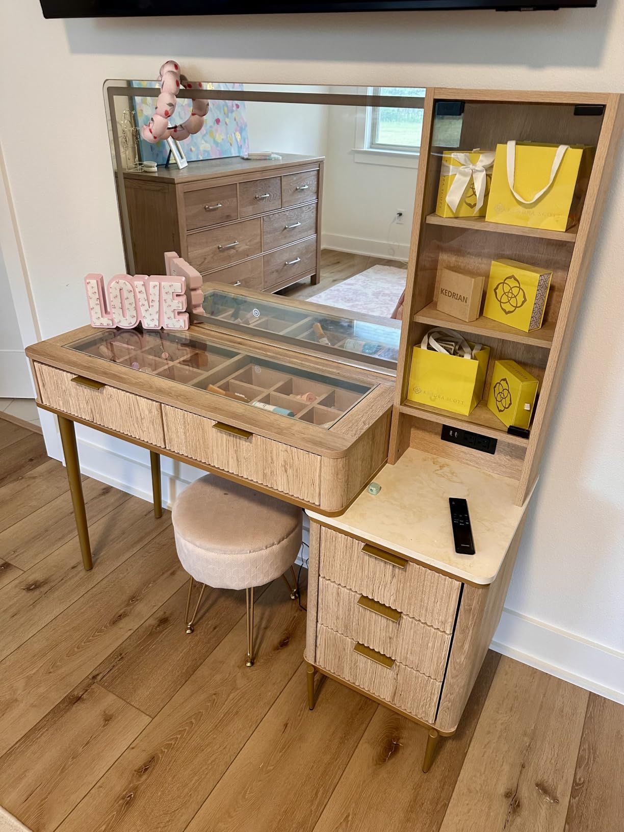 T4TREAM Fluted Makeup Vanity Desk with 36