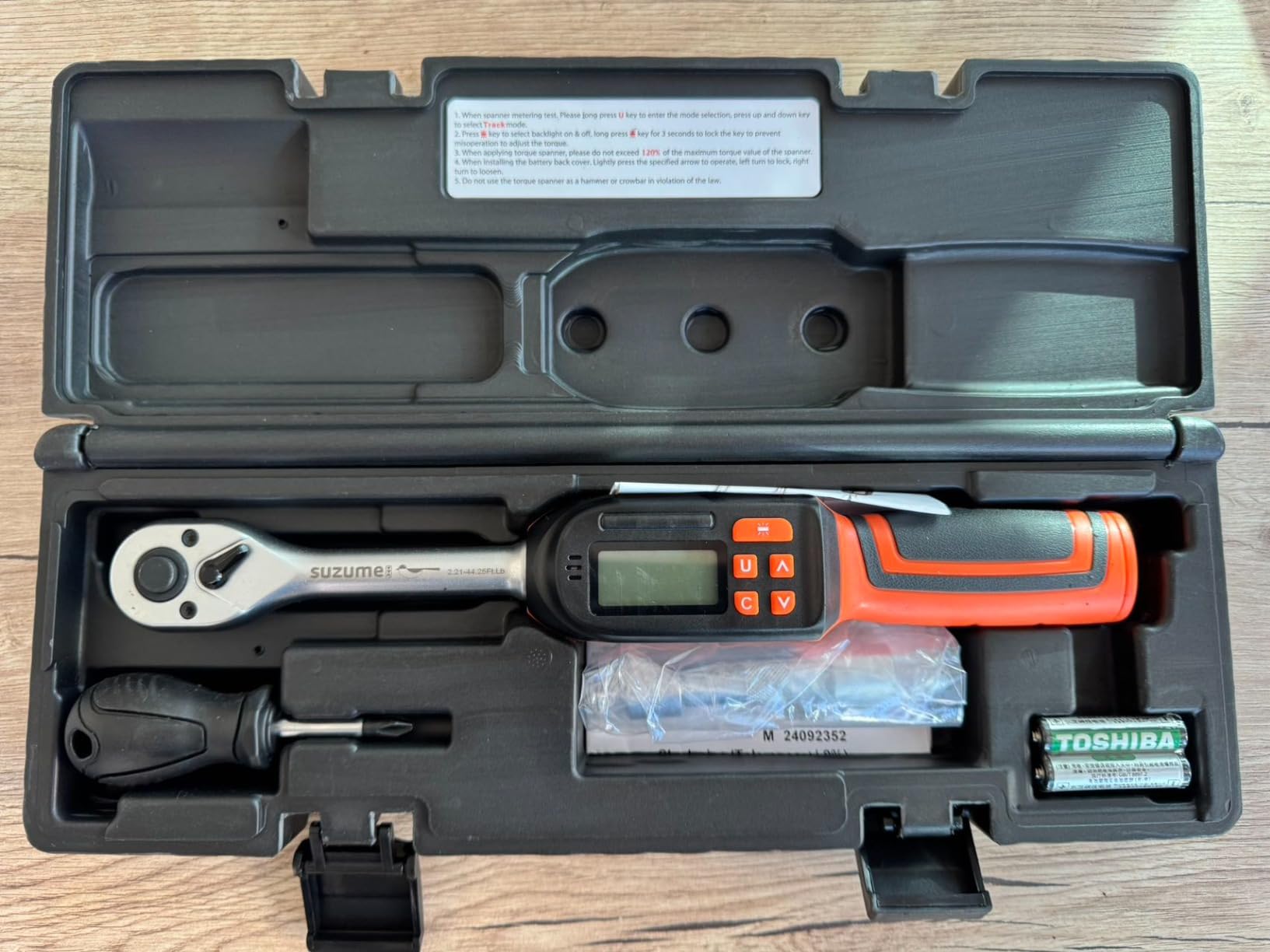 SUZUME Digital Torque Wrench 3/8 Drive (5.02-99.57 Ft. Lb / 6.8-135 N.m) | ±2% Accuracy,Buzzer and LED Alert,Electric Display,Peak & Track,Foot / Inch Pound,Automotive,Car, Moto,Spark Plug,Engine,Bike customer photo 2
