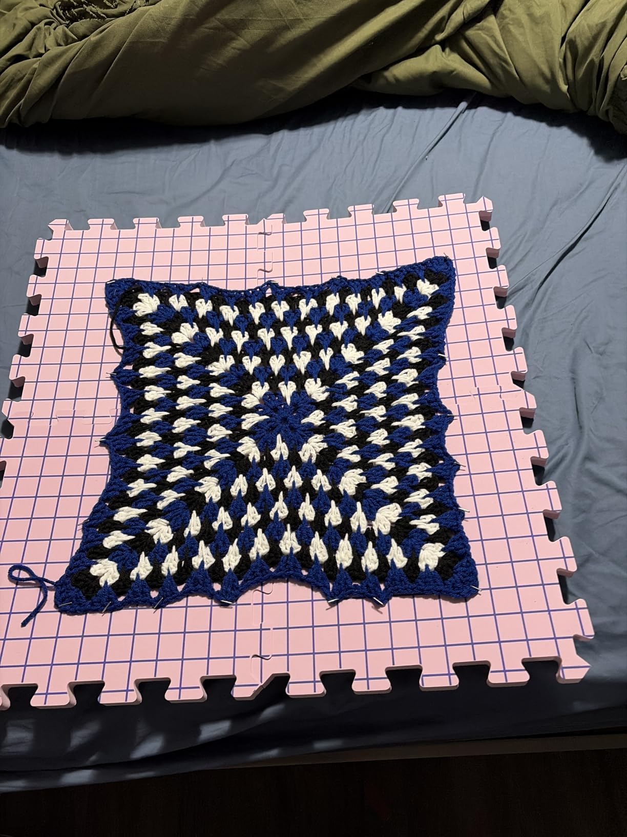 Opstin Knitting Blocking Mats and Pins, Interlocking Blocking Boards for Crochet Projects 0.75'' Extra Thick Blocking Mats with 150 T-Pins and Storage Bag customer photo 2