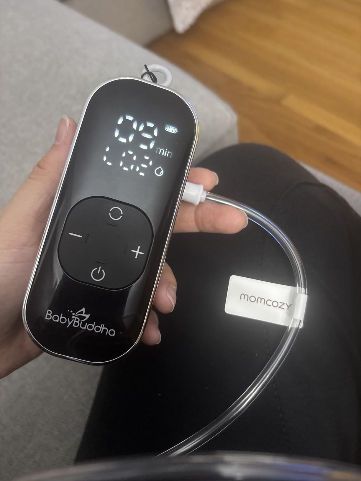Momcozy V1 Pro Wearable Breast Pump, Hospital-Grade Pocket Primary Pump customer photo 1