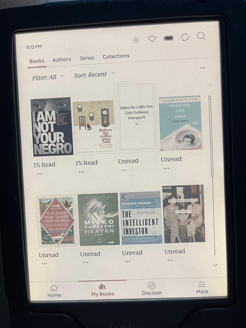 Kobo Clara Colour | eReader | 6” Glare-Free Colour E Ink Display | Dark Mode Option | Waterproof | Audiobooks | 16GB of Storage | Black customer photo 2