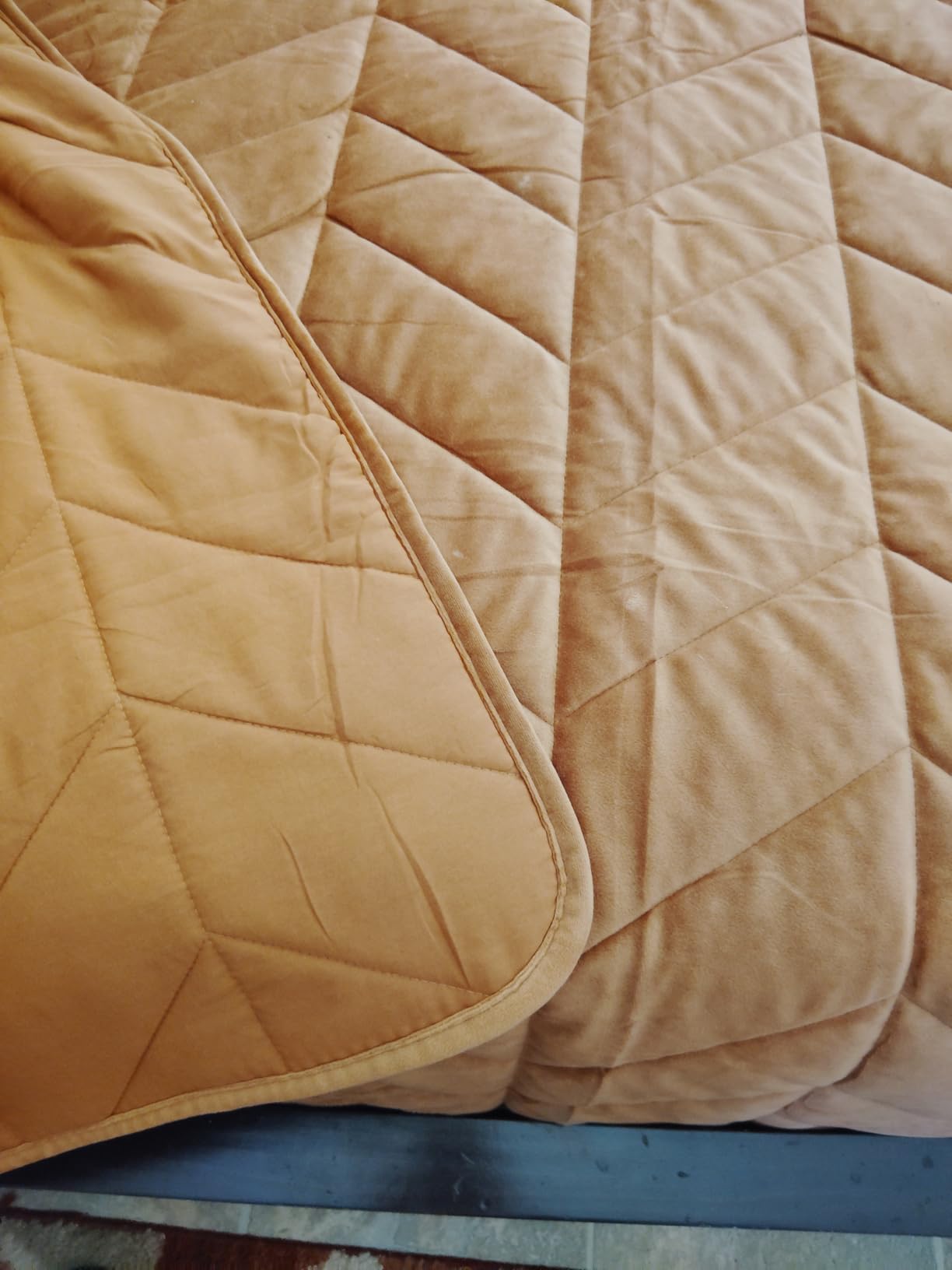 EverGrace 3 Pieces Matelasse Oversized Velvet Quilts, Queen, Cream White customer photo 1