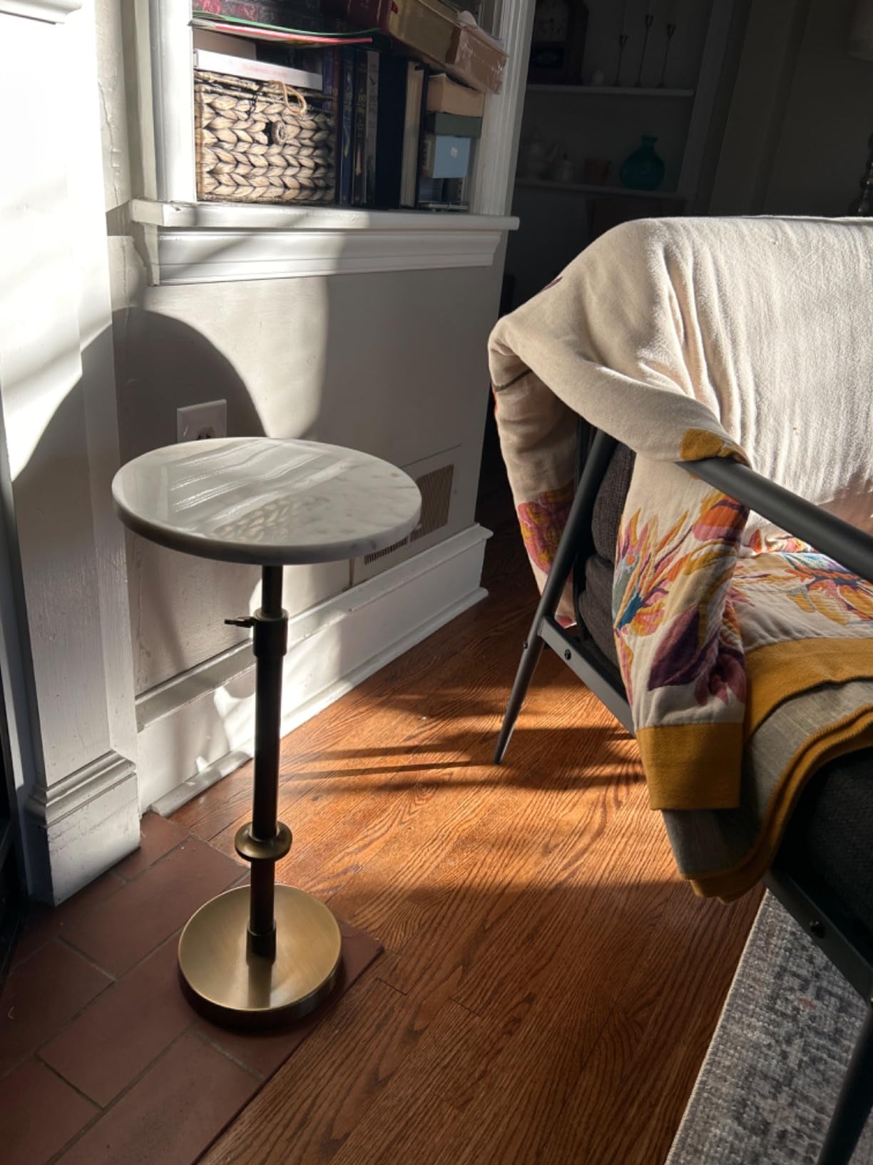 Kate and Laurel Engles Traditional Adjustable-Height Pedestal Drink Table, 10 x 10 x 30, White Marble and Antique Brass, Vintage Round Indoor Metal Plant Stand with Authentic Marble Tabletop customer photo 2