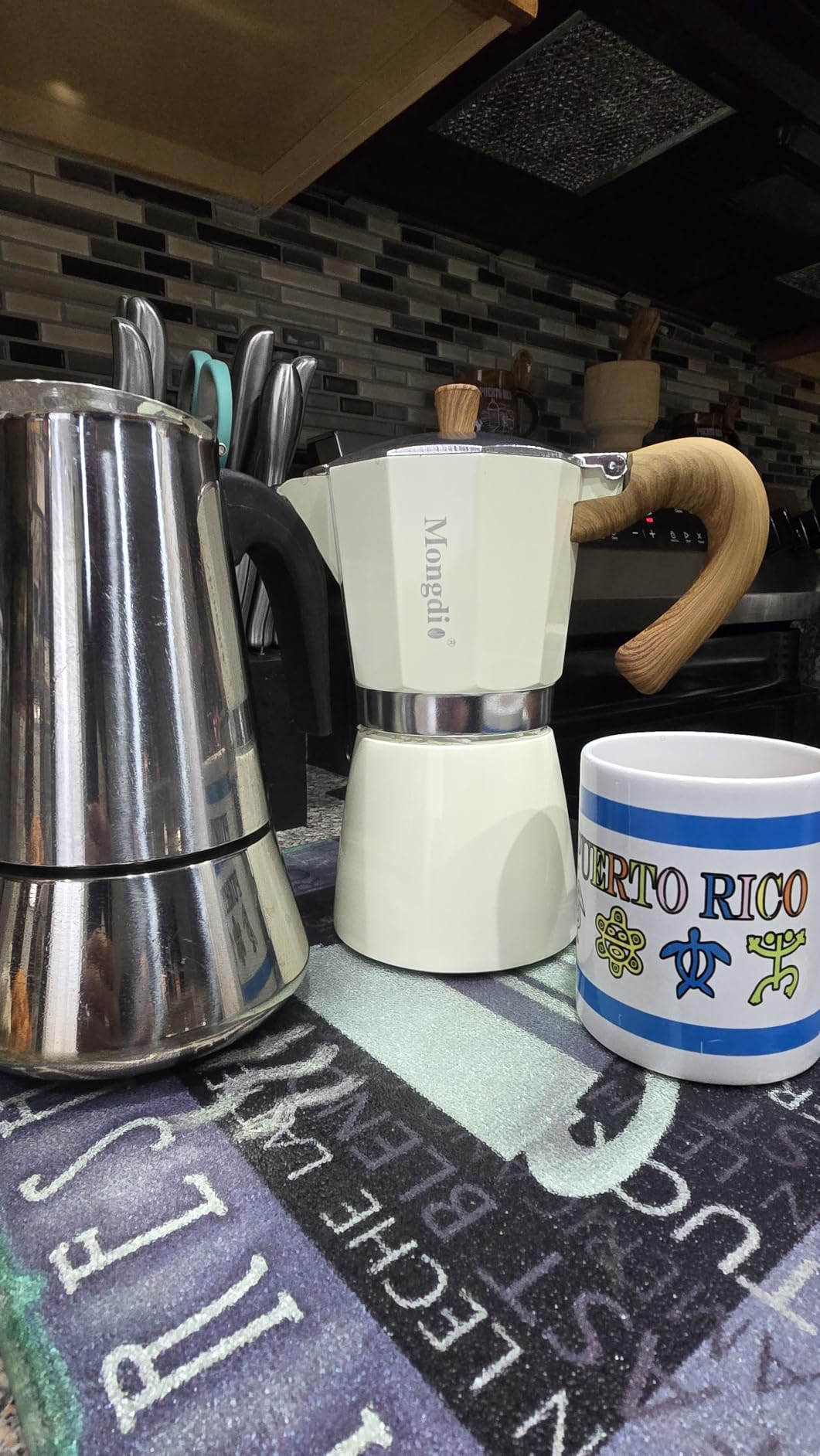 Mongdio Stovetop Espresso Maker Moka Pot, Cuban Coffee Maker Stove top coffee maker Moka Italian Espresso Greca Coffee Maker Brewer Percolator, 6 Espresso Cups, 10 oz - Black customer photo 2