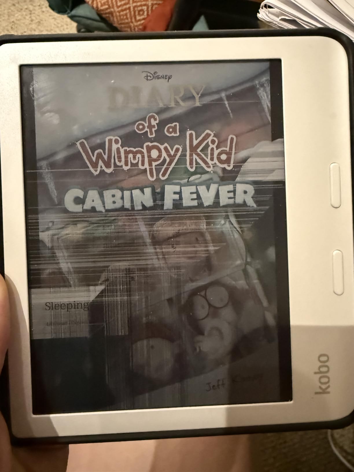 Kobo Libra Colour eReader, 7” Color E Ink, Waterproof, White | 7” Color E Ink Kaleido 3, Dark Mode, Waterproof, eBooks, Audiobooks, Recycled Materials customer photo 2
