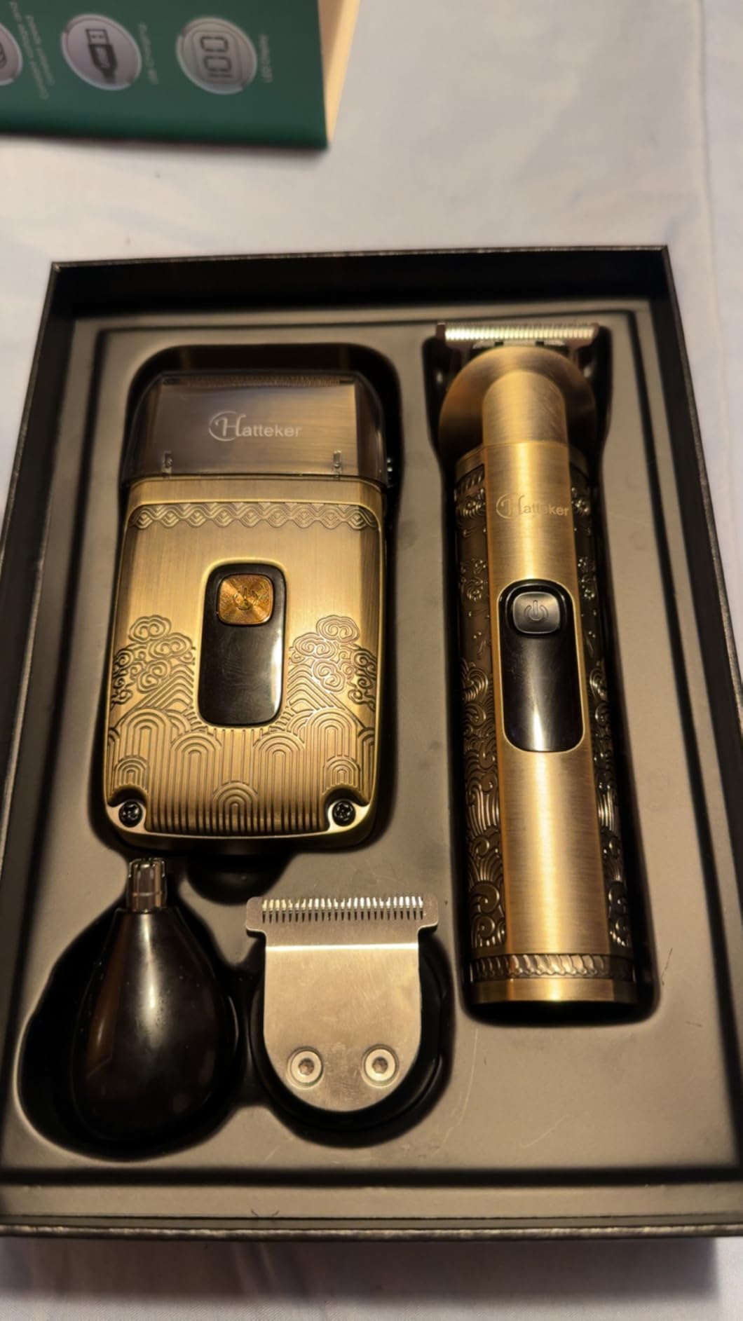 Hatteker Men Waterproof Cordless Beard Trimmer Clipper & Foil Shaver All-in-One Kit customer photo 2