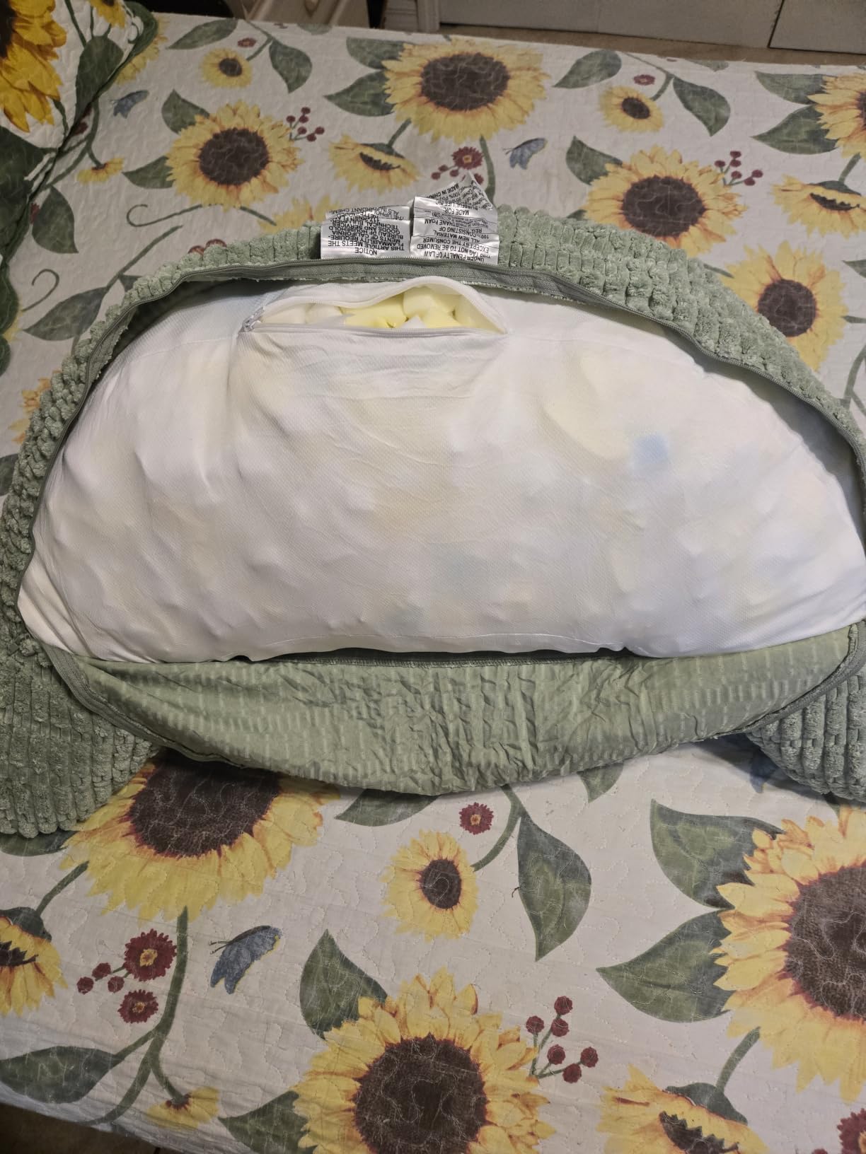 Blissful Diary Reading Pillow, Backrest Pillow with Shredded Memory Foam for Adult & Children, Designed for Bed and Couch Sitting Up, Includes Arms, Pockets and Washable Cover, Off White customer photo 1