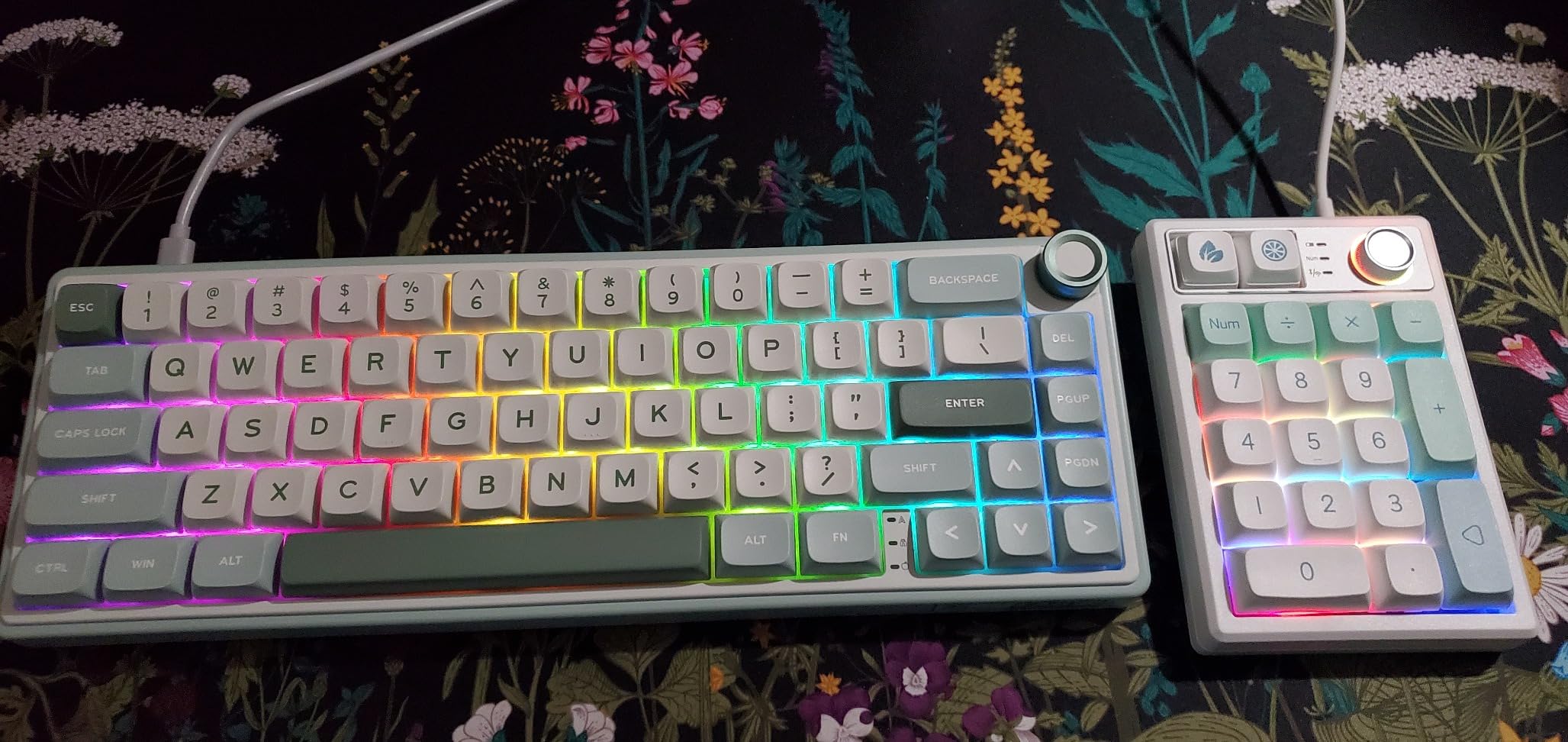 Gasket Creamy Mechanical Numpad Programmable Keypad RGB LED Backlit customer photo 2