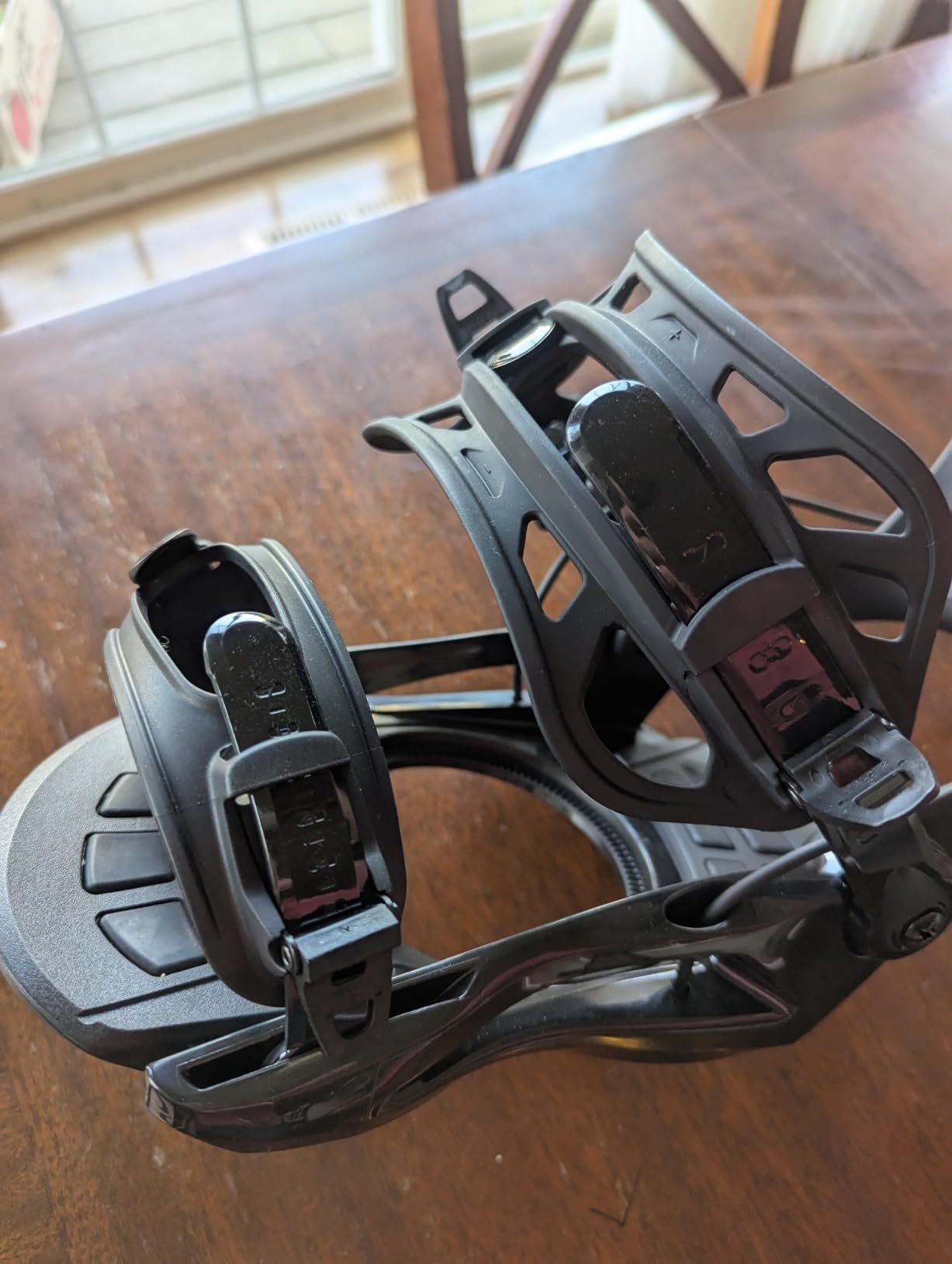 XCMAN Rear Step in Style Snowboard Bindings Lightweight Rear Entry All-Mountain Bindings for Men Women Easy in and Out customer photo 1