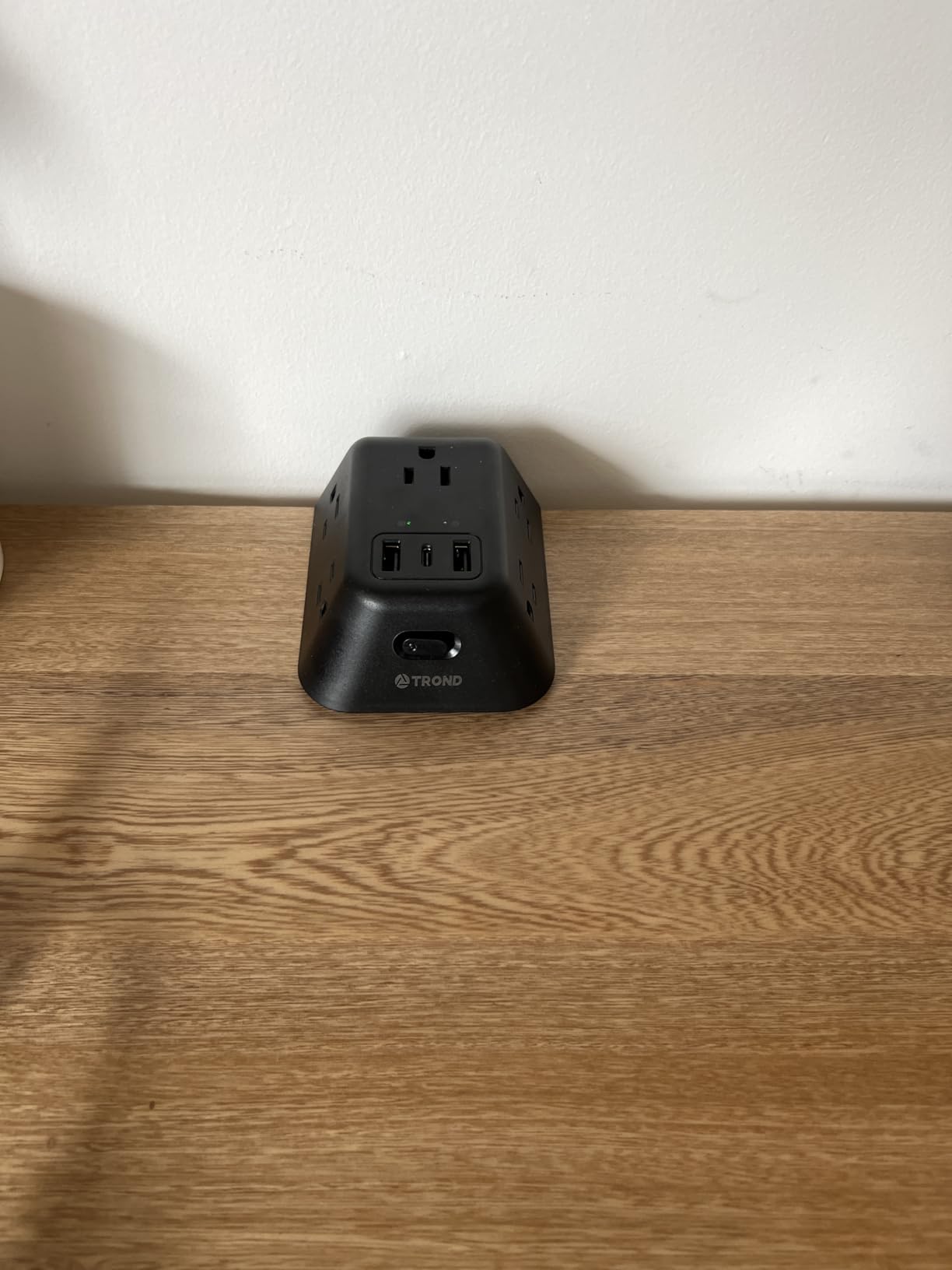 TROND Desk Clamp Power Strip with 5 AC Outlets and 3 USB Ports, Black customer photo 2