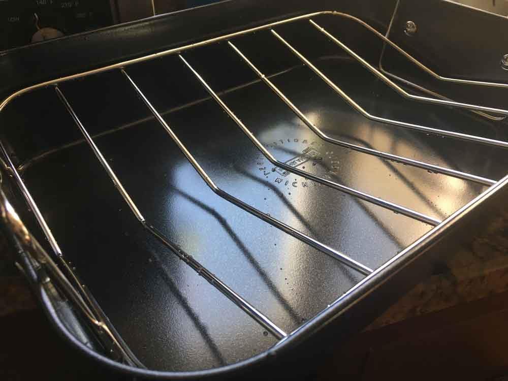 MICHELANGELO Roasting Pan with Rack, Carbon Steel Turkey Roasting Pan for Oven and Induction, Nonstick Turkey Roaster Pan with Stainless Steel Golden Rack & Golden Handle, 15 Inch x 11 Inch customer photo 1
