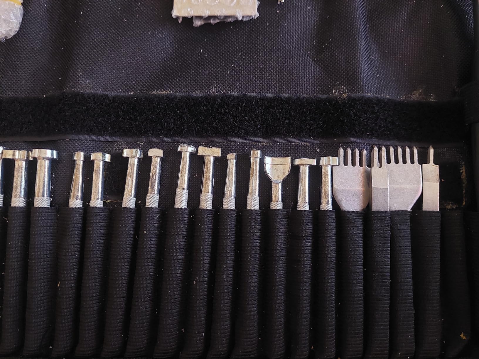 QMNNMA 102PCS Leather Working Tools, Leather Tooling Kit customer photo 2