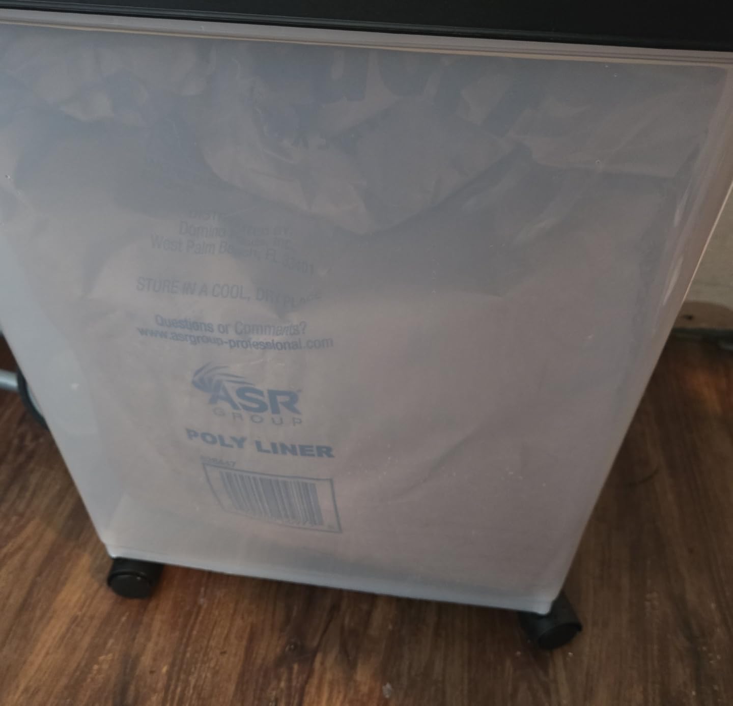 IRIS USA Dog Food Storage Container, Up to 40 lbs, Gray/Dark Gray customer photo 1