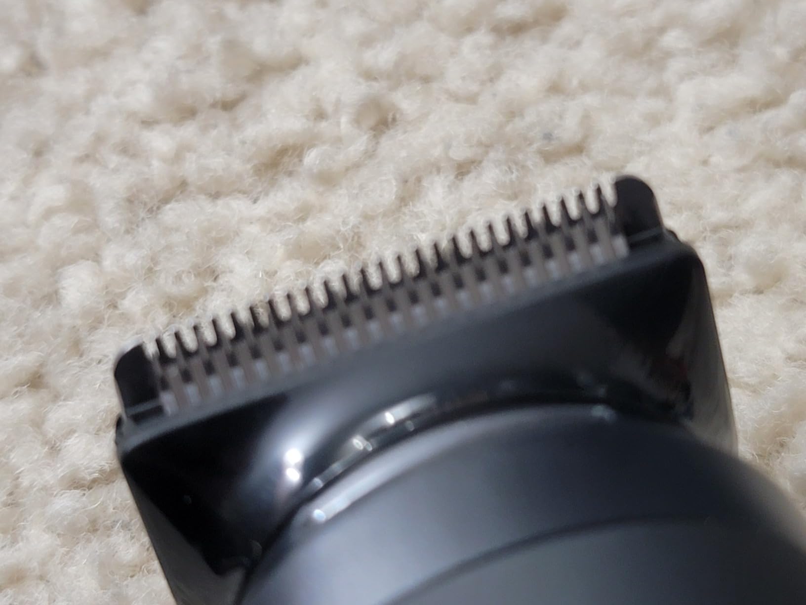 Gillette i7 Intimate Men’s Premium Pubic Hair Trimmer, Waterproof LED Body Hair Trimmer for Men, Manscaping Body Groomer customer photo 1