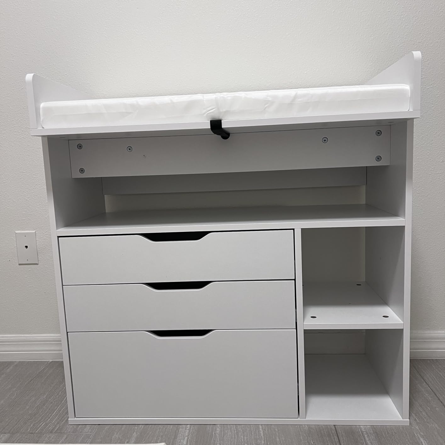 Pipleo Baby Changing Table Dresser with 3 Drawers and 3 Storage Shelves, Can be Used as a Baby Dresser with Changing Table Top, a Baby Changing Station, a Wood Diaper Changing Station (White) customer photo 2