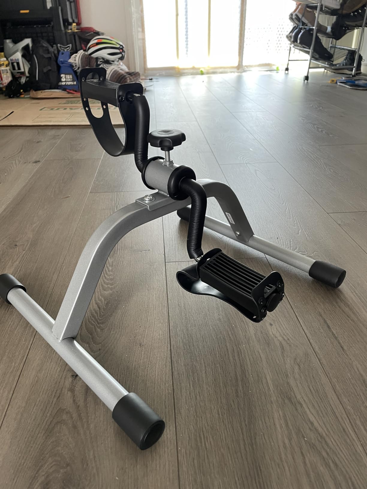 RYGEO Pedal Exerciser Mini Exercise Bike for Leg and Arm Recovery Exercise Lightweight and Portable Floor Bike customer photo 2