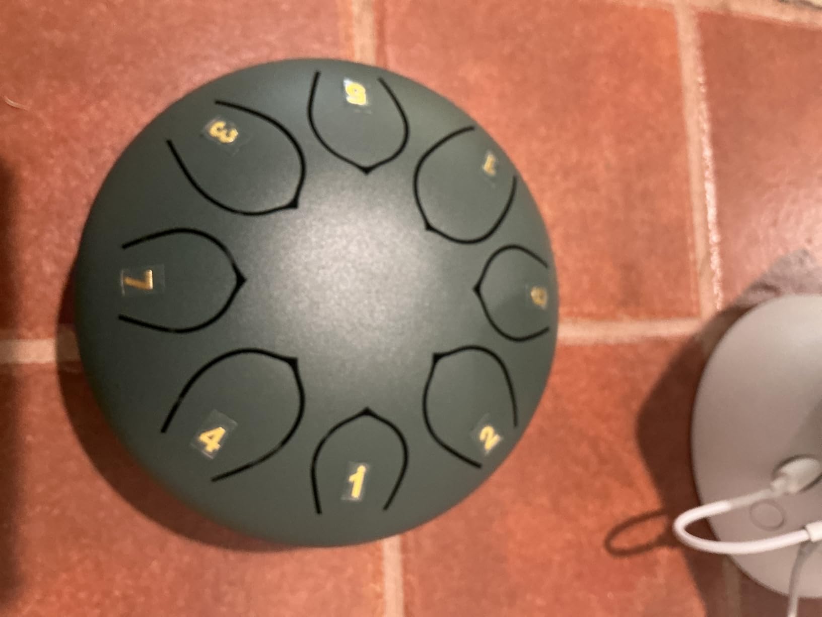 Rain Drum for Outside Garden, 6 Inches 8 Notes Steel Tongue Chakra Drums, Waterproof Meditation Rain Chime, Musical Instruments for Adult Gift with Bag, Music Book, Drum Mallets (Green) customer photo 2