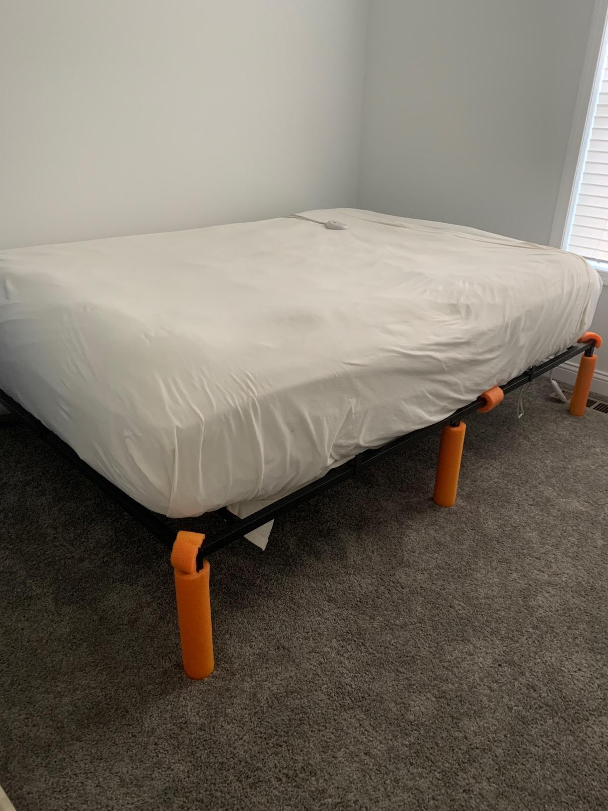 JAXPETY Adjustable Bed Frame Twin XL Electric Adjustable Bed Base customer photo 1
