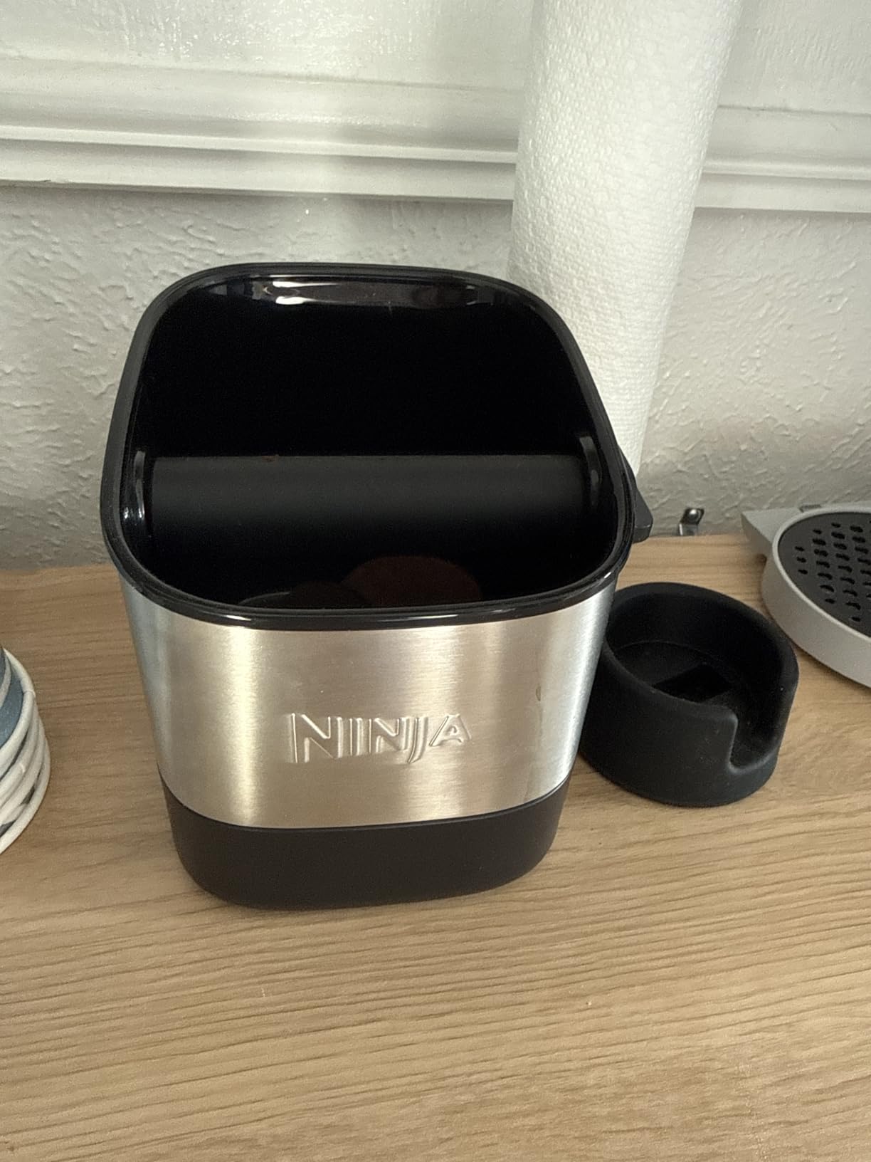 Ninja Luxe Café Knock Box, Holds 10 Double Shot Pucks, XSKKNOCKBOX customer photo 2