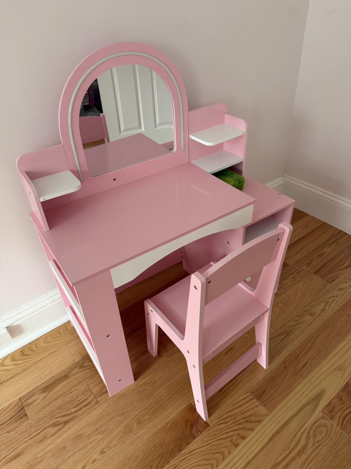 MU Kids Vanity with Lights, Girls Vanity Table and Chair Set with Lighted Mirror, Storage Cabinet, Bookshelf & Shelves, Toddler Makeup Vanity Set for Little Girls, Pink customer photo 2