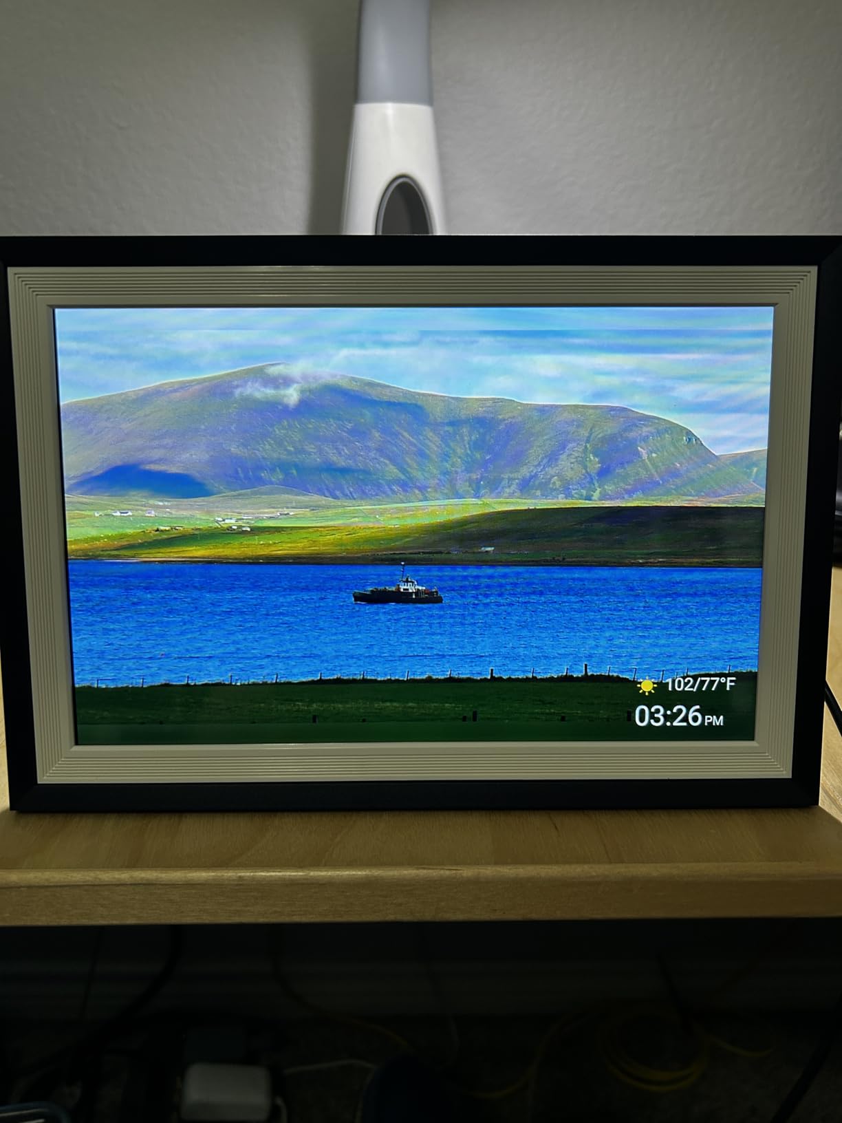RCA 10.1” WiFi Digital Picture Frame, Electronic Photo Frames 32GB Storage, HD IPS Touch Screen WiFi Frame/Auto Rotate/Wall Mounted, Easy Setup in Uhale App to Share Photo/Video Anytime (Black) customer photo 2