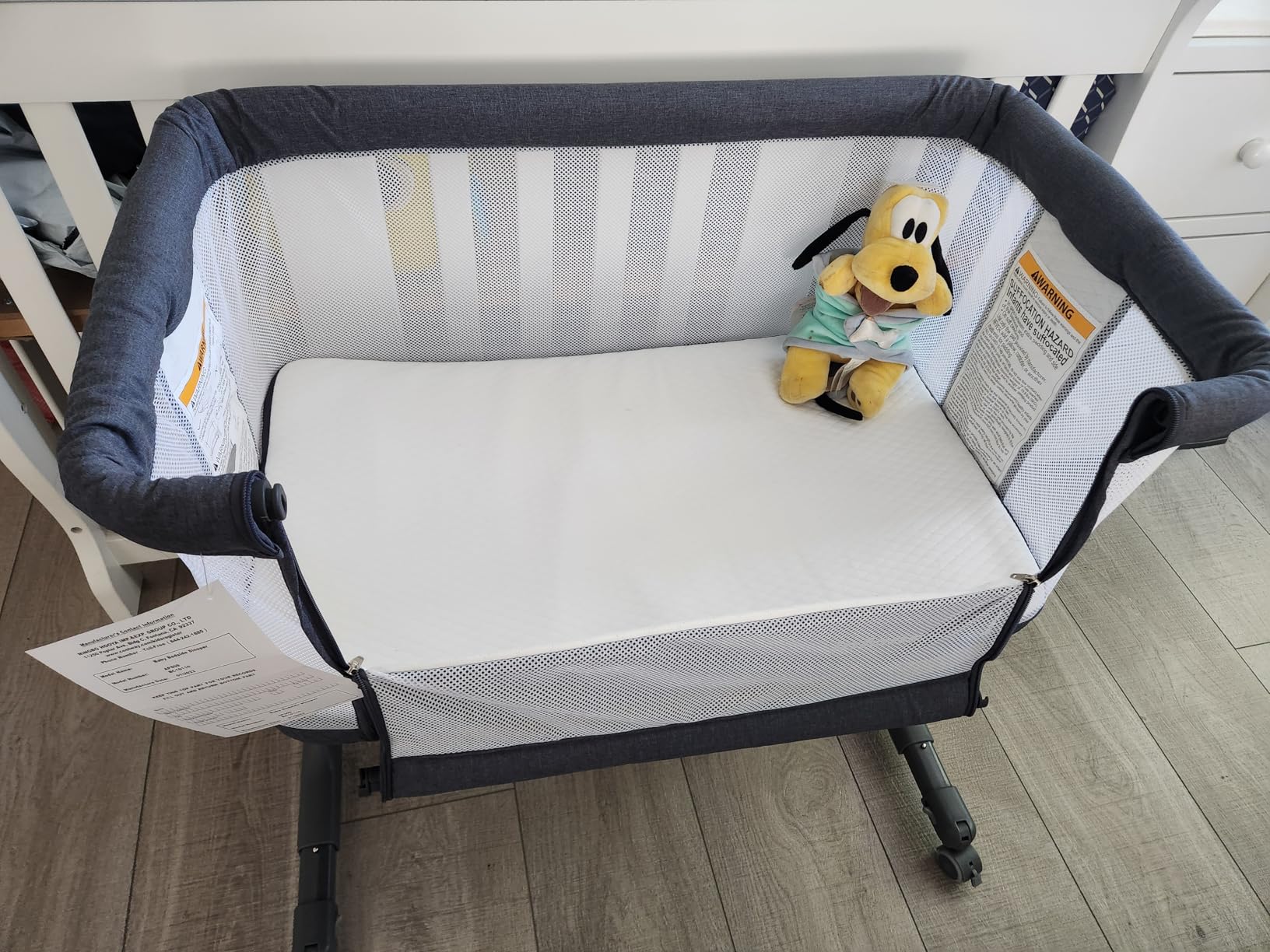 INFANS 3 in 1 Baby Bassinet Bedside Sleeper with Manual Rocking, Beige customer photo 2