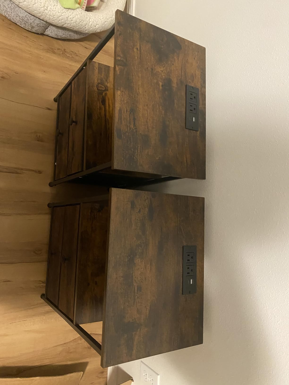 LOAKEKEL Nightstands Set of 2, Night Stand with Charging Station customer photo 2