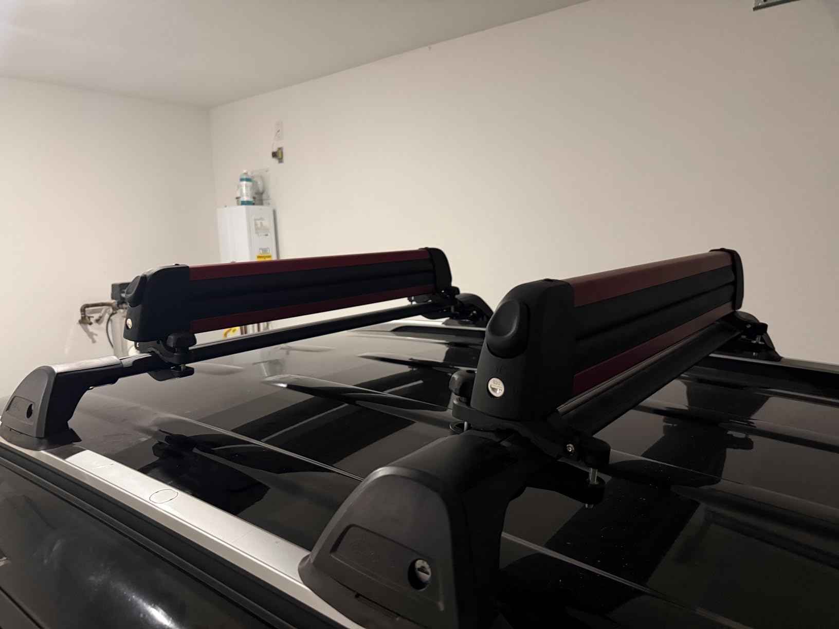 16.3 Inch Car Roof Ski & Snowboard Rack,Fishing Rod Rack, Fits 2 Pairs Skis or 2 Fishing Rods, with Anti-Theft Lock & TPV Rubber Padding, Fits Square/Round/Aero/Oval Cross Bars, Silver customer photo 2