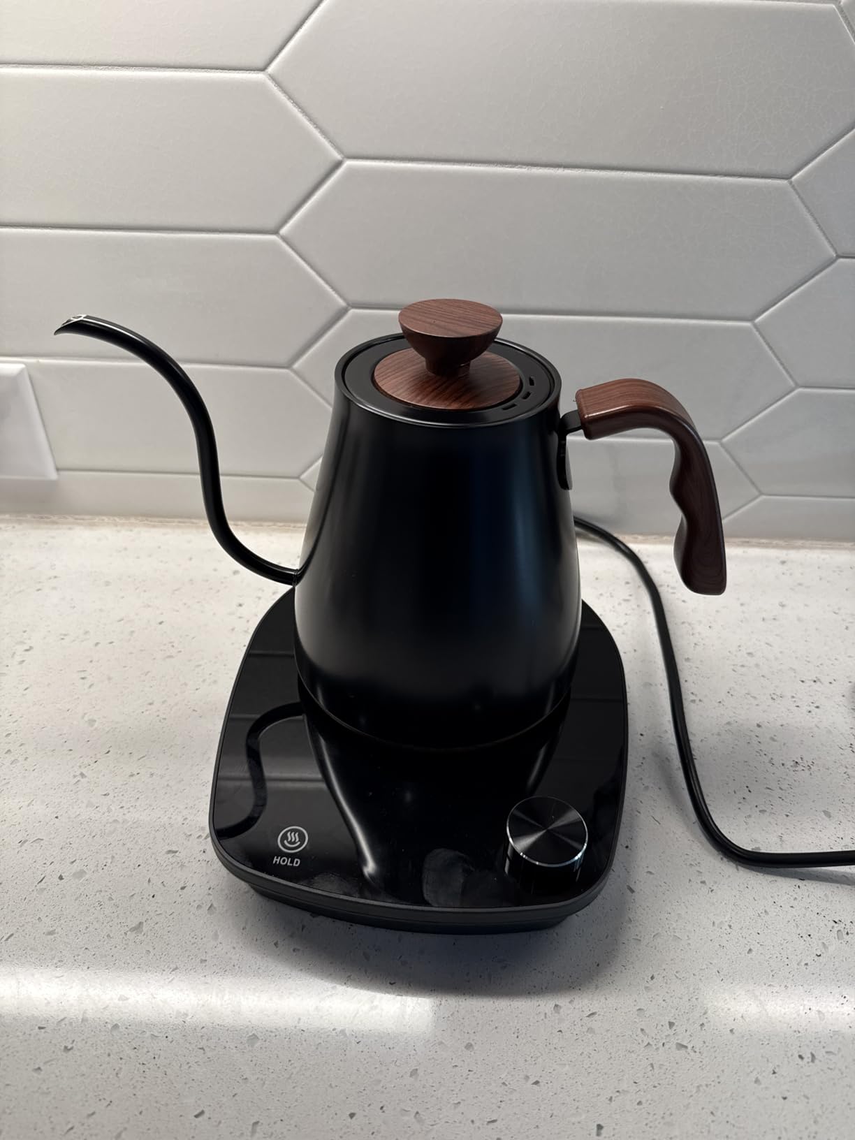 Gooseneck Electric Kettle, Intelligent Temperature Control, Stainless Steel Inner, Quick Heating, for Pour Over Coffee, Brew Tea, Boil Hot Water, 1000W 0.9L Black customer photo 2