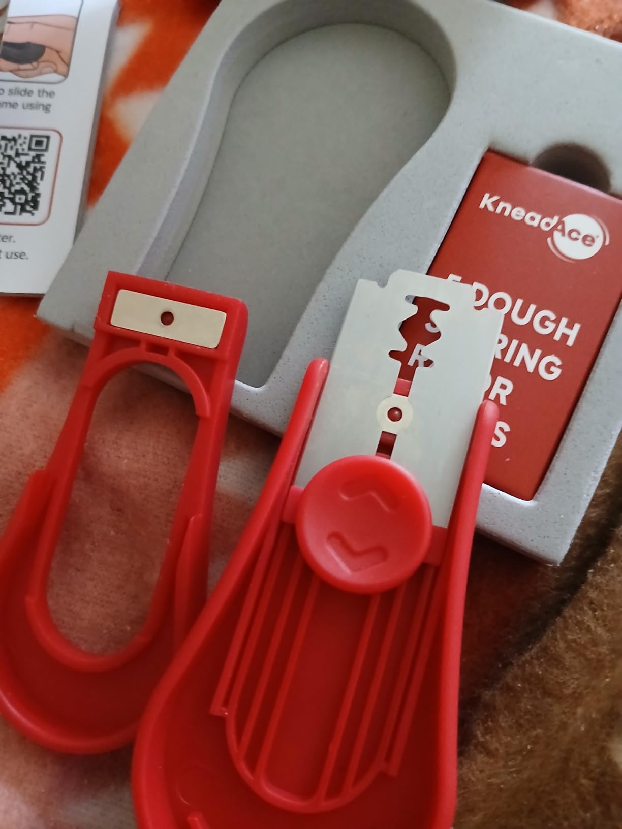 KneadAce Upgraded Extractable & Magnetic Bread Lame Dough Scoring Tool - Professional Sourdough scoring tool for Sourdough Bread baking & Bread Making Tools - Scoring Patterns booklet & 5 Razor Blades customer photo 1