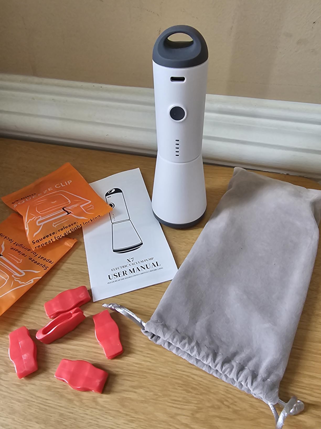 Vacbird Travel Vacuum Bags with Rechargeable Pump, Carry-On Space Saver customer photo 1