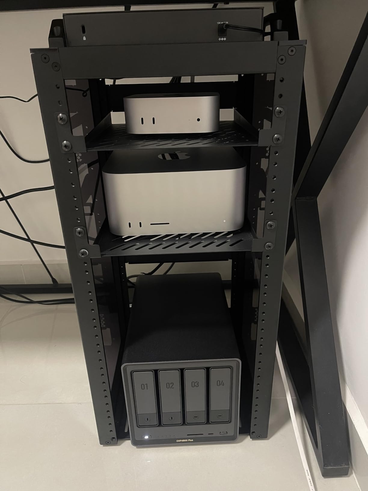 GeeekPi 12U Network Rack, 10 inch Mini Server Rack for Network, Servers, Audio, and Video Equipment, DeskPi RackMate T2 Rackmount, 10.23 inch Depth customer photo 1