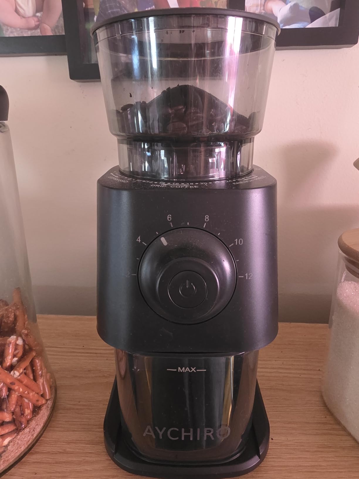 AYCHIRO Conical Burr Coffee Grinder Electric, Coffee Grinder with 30 Grind Settings, Adjustable Burr Mill Grinder for Home Use, 2-12 Cups for Espresso, Pour Over & French Press customer photo 2