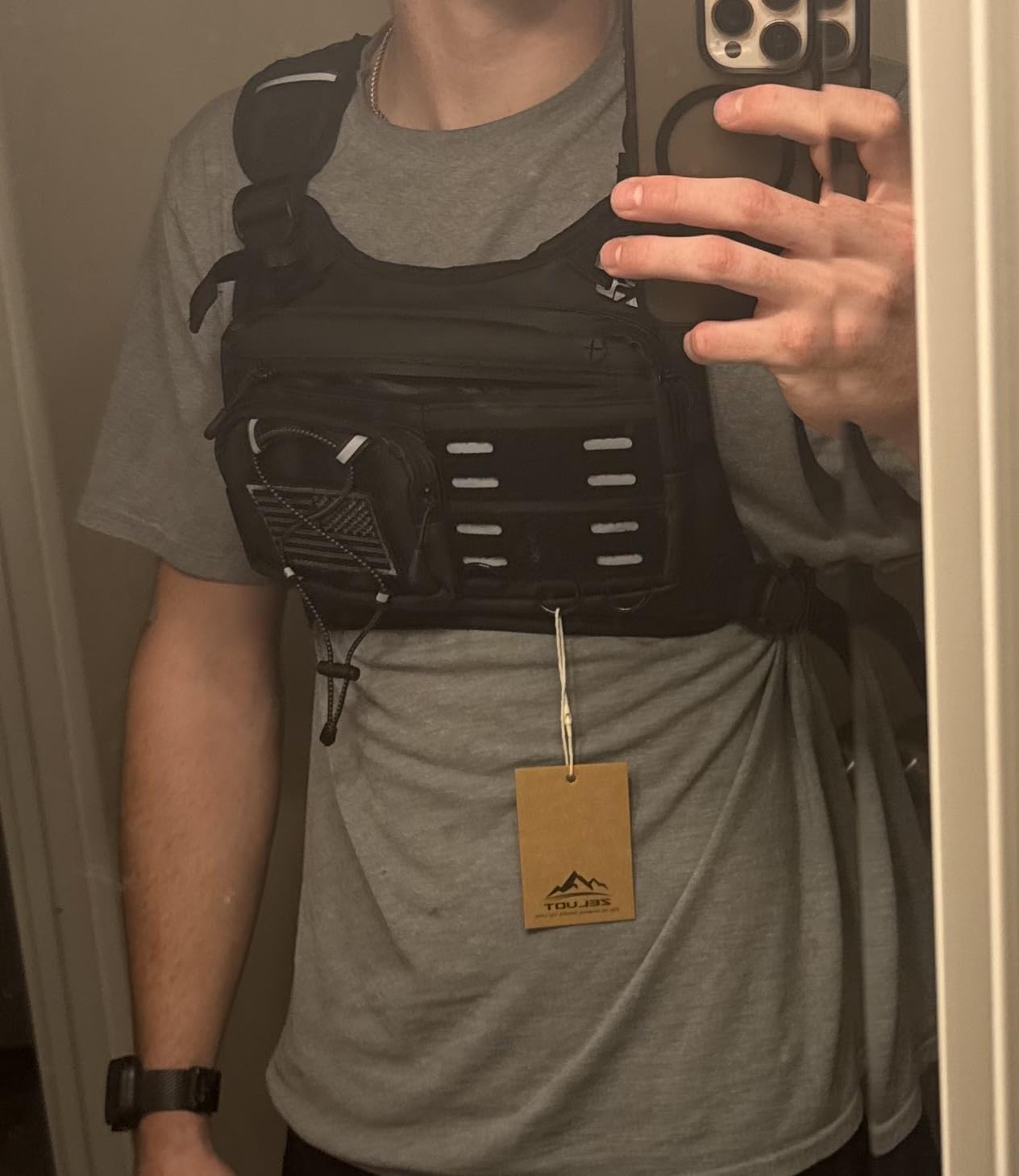 Zelvot Running Vest with 2L Water Bladder, Hydration Backpack, U.S. Design Patent, Lightweight Hydration Pack with Gear Holder, Reflective Chest Pack for Men Women customer photo 2