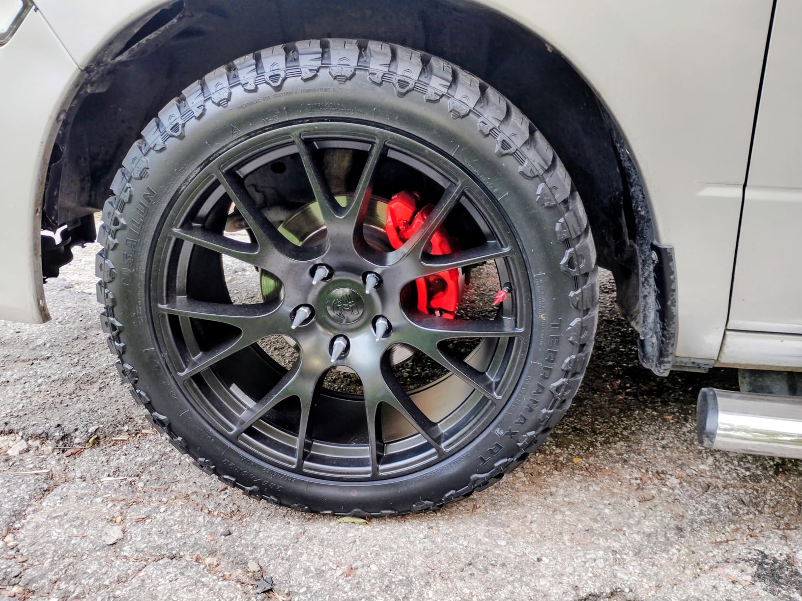 OE Wheels DG69 22x10 Set(4) Black 5x139.7 & Sailun Tires customer photo 1