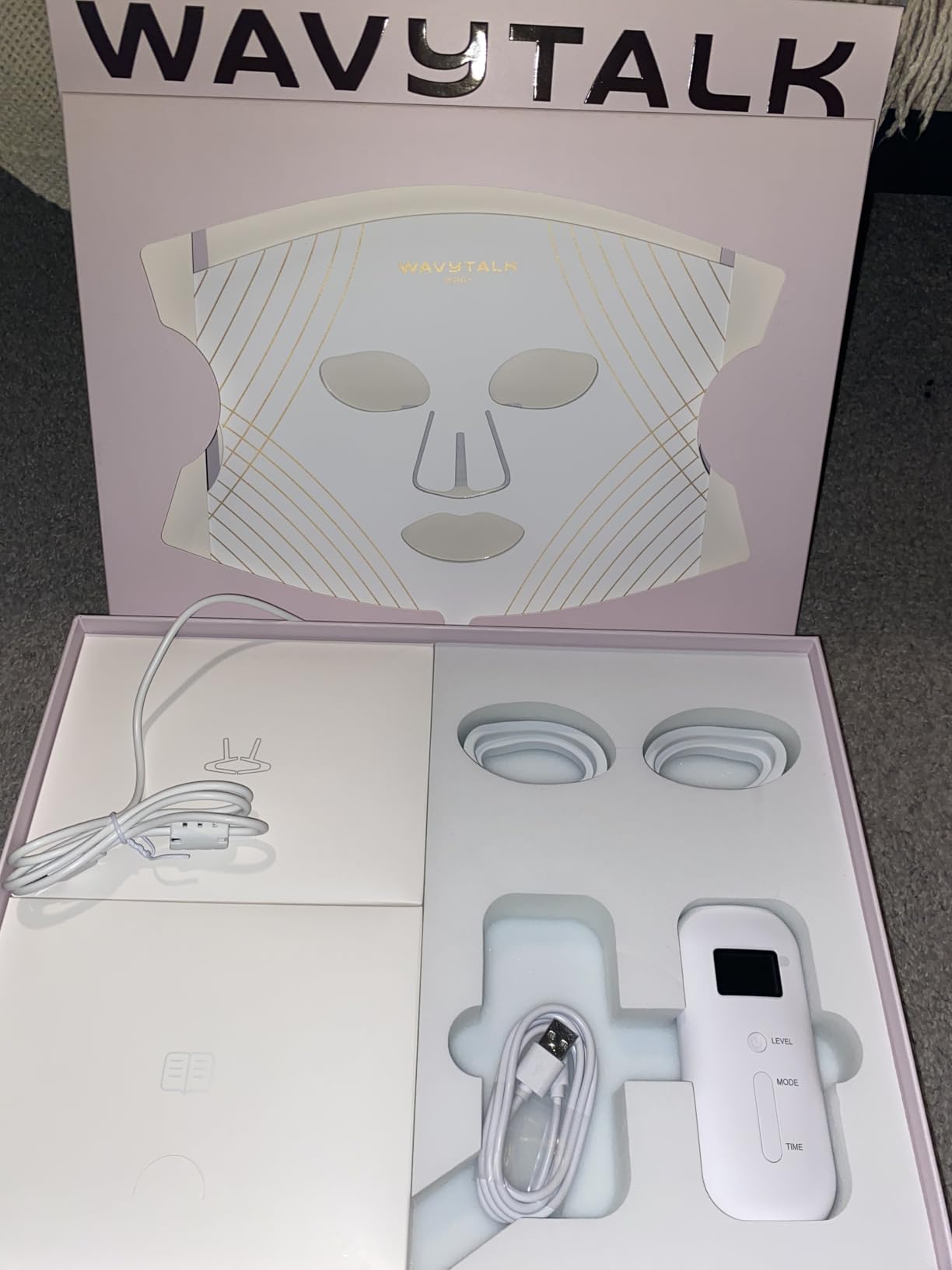 wavytalk Red Light Therapy Mask for Face, Glow Time LED Face Mask 850nm NIR customer photo 2
