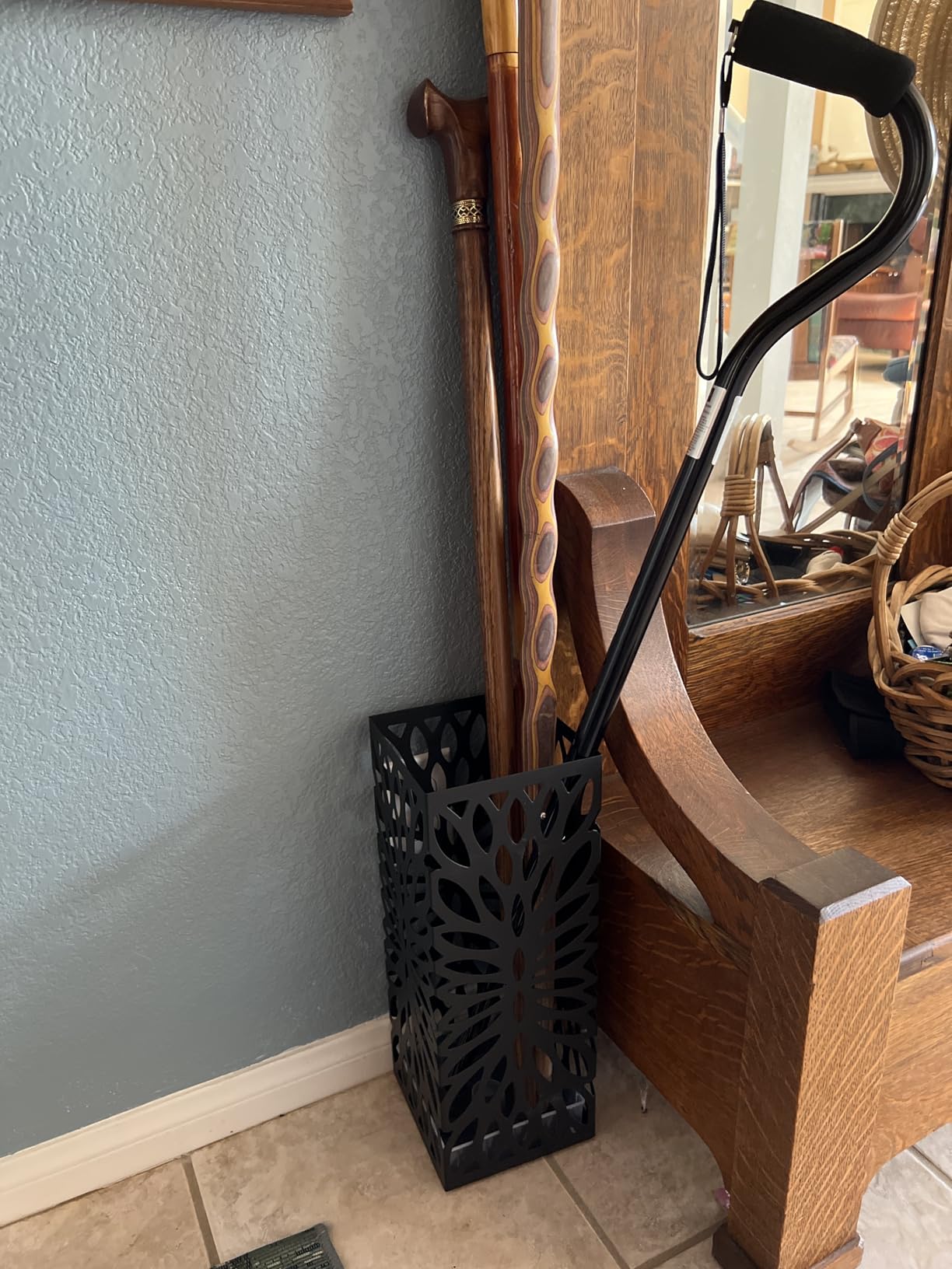 SONGMICS Umbrella Stand, Steel Round, Detachable Drip Tray, 4 Hooks customer photo 2