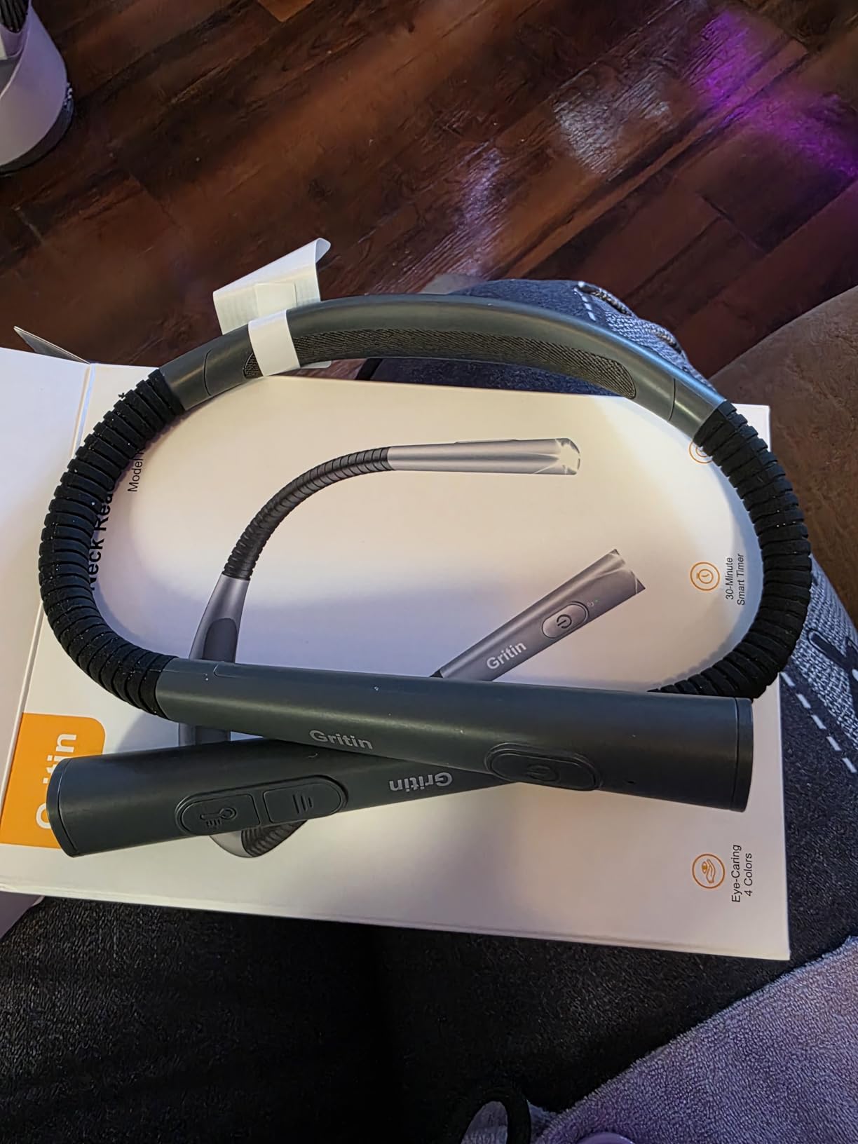 Gritin Book Light, Eye Caring 4-Color&5-Brightness Neck Light Reading Light customer photo 1