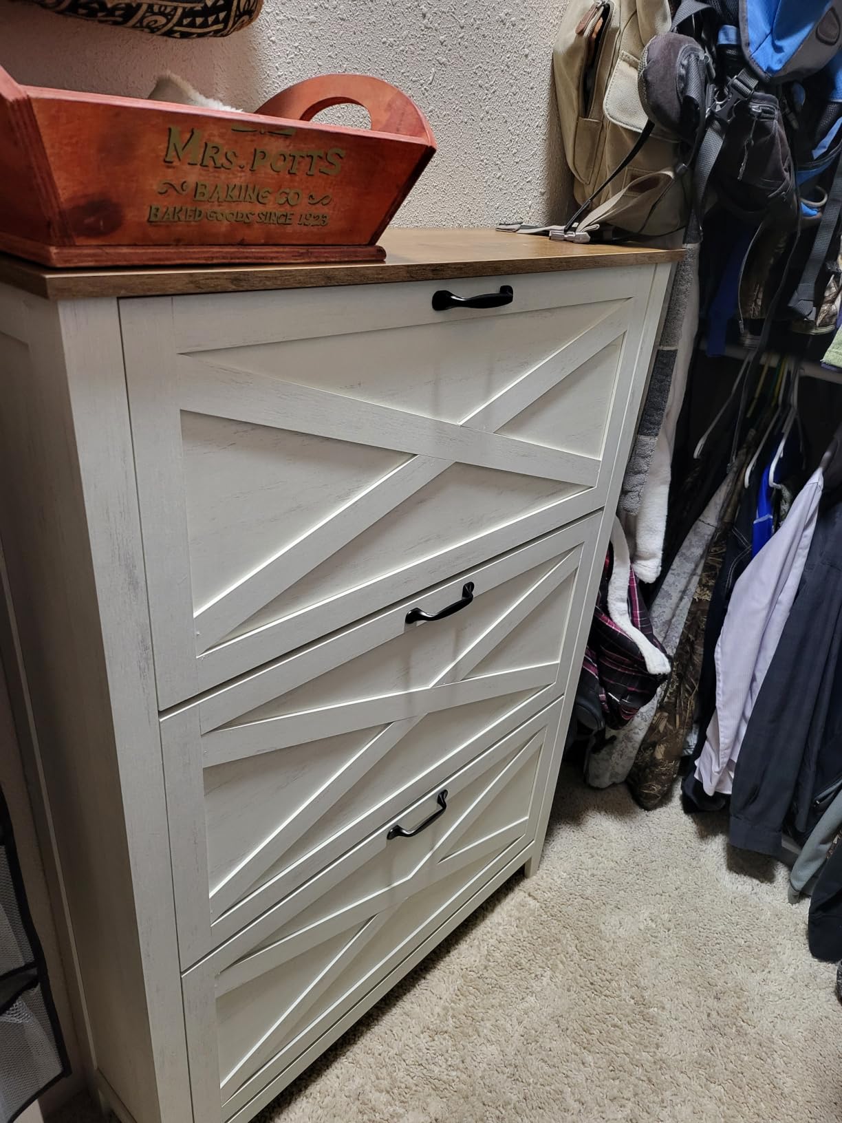 VASAGLE Farmhouse Shoe Cabinet, Narrow Storage Organizer, 2 Flip Drawers customer photo 1