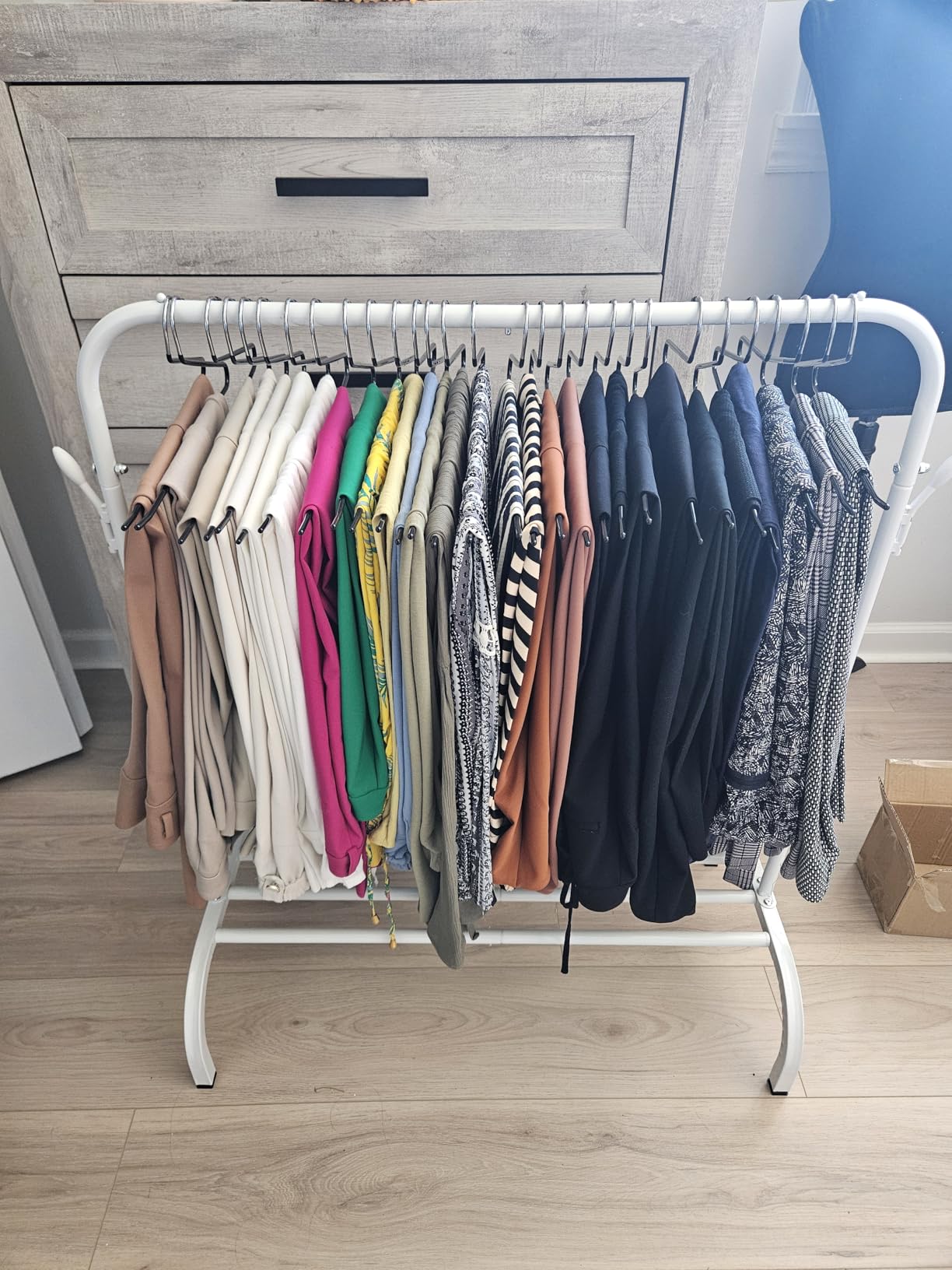 Kids Clothes Rack for Ages 3-6, Montessori Kids Clothing Rack, White customer photo 1