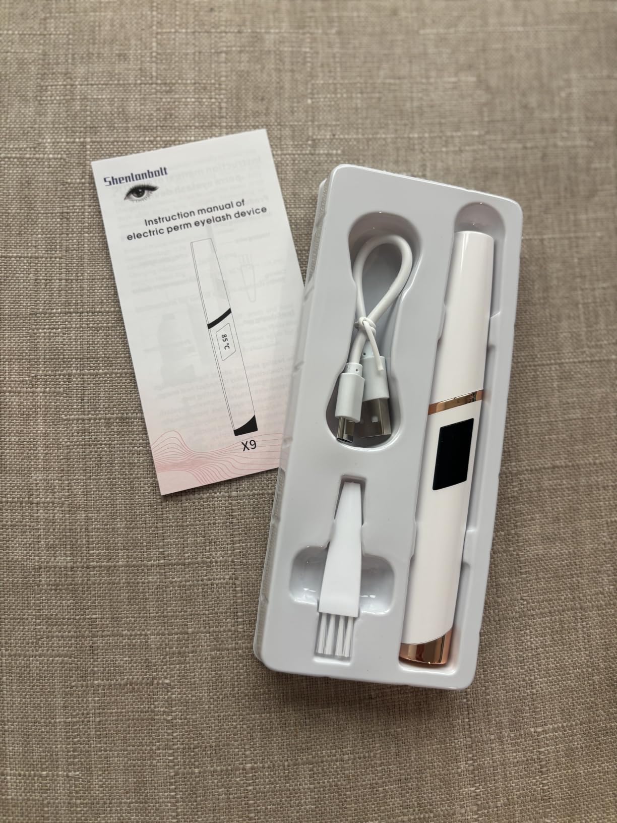 Heated Eyelash Curler for Women, Electric Lash Curler with 10s Fast Heating, 4 Adjustable Temp (65°C-95°C), 24H Curl, USB-C Rechargeable, Ergonomic Design, Travel-Friendly Makeup Tool Gift customer photo 2
