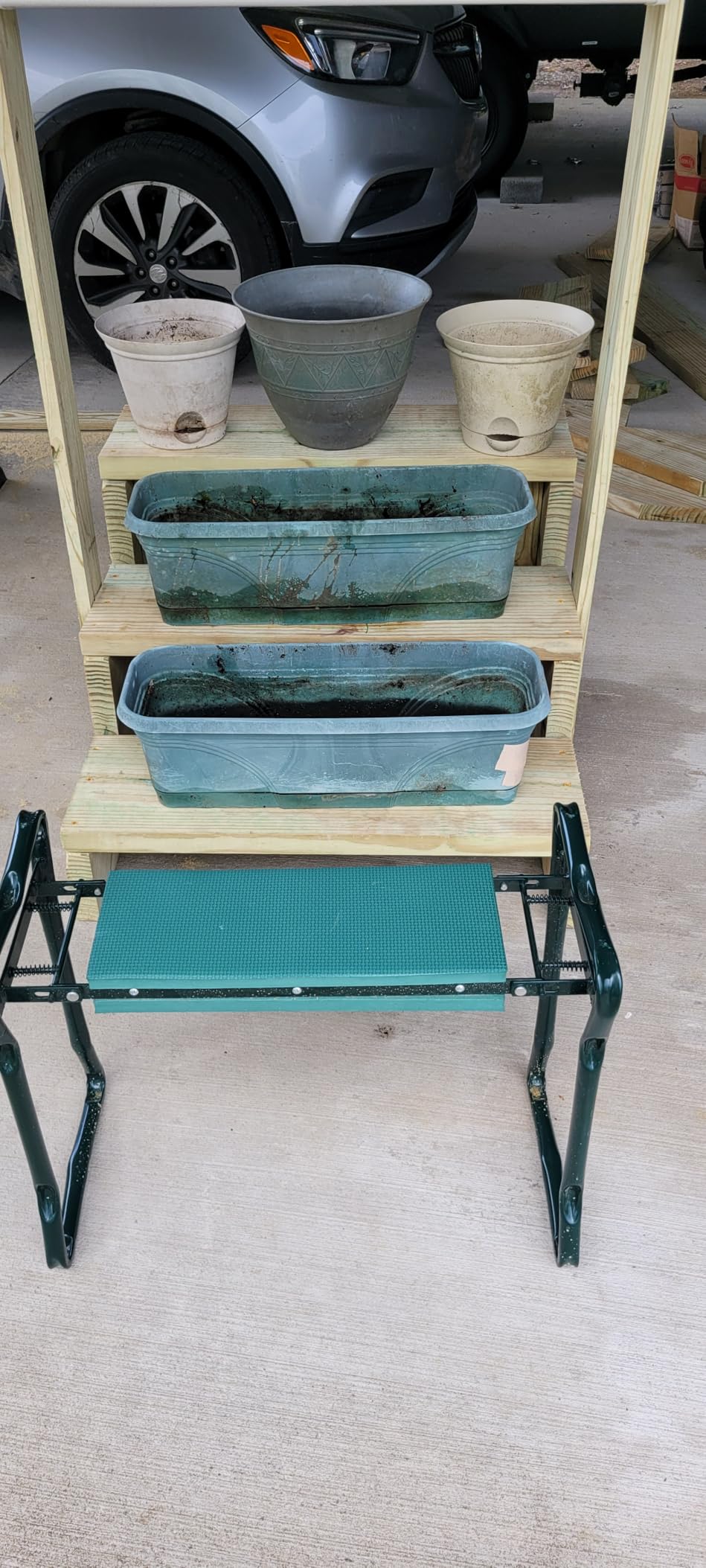 VEVOR Garden Kneeler and Seat Heavy Duty, Kneeling Bench for Gardening customer photo 1