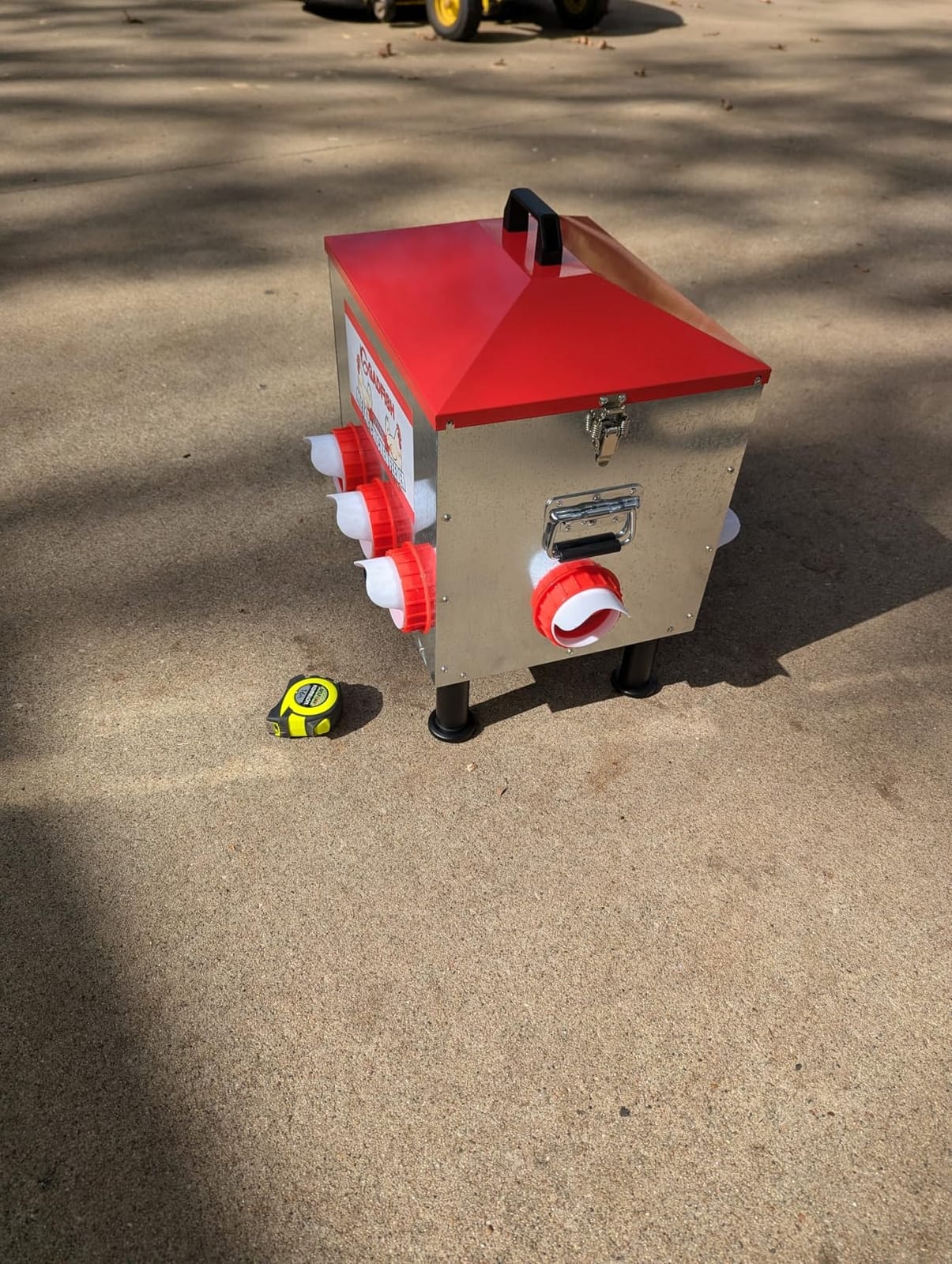 GADFISH 55 lbs Large Capacity Automatic Chicken Feeder - 8 Feeding Ports, No Waste Chicken Feeder, Height-Adjustable Legs & Secure Locking Lid for Chickens, Ducks & Poultry customer photo 2