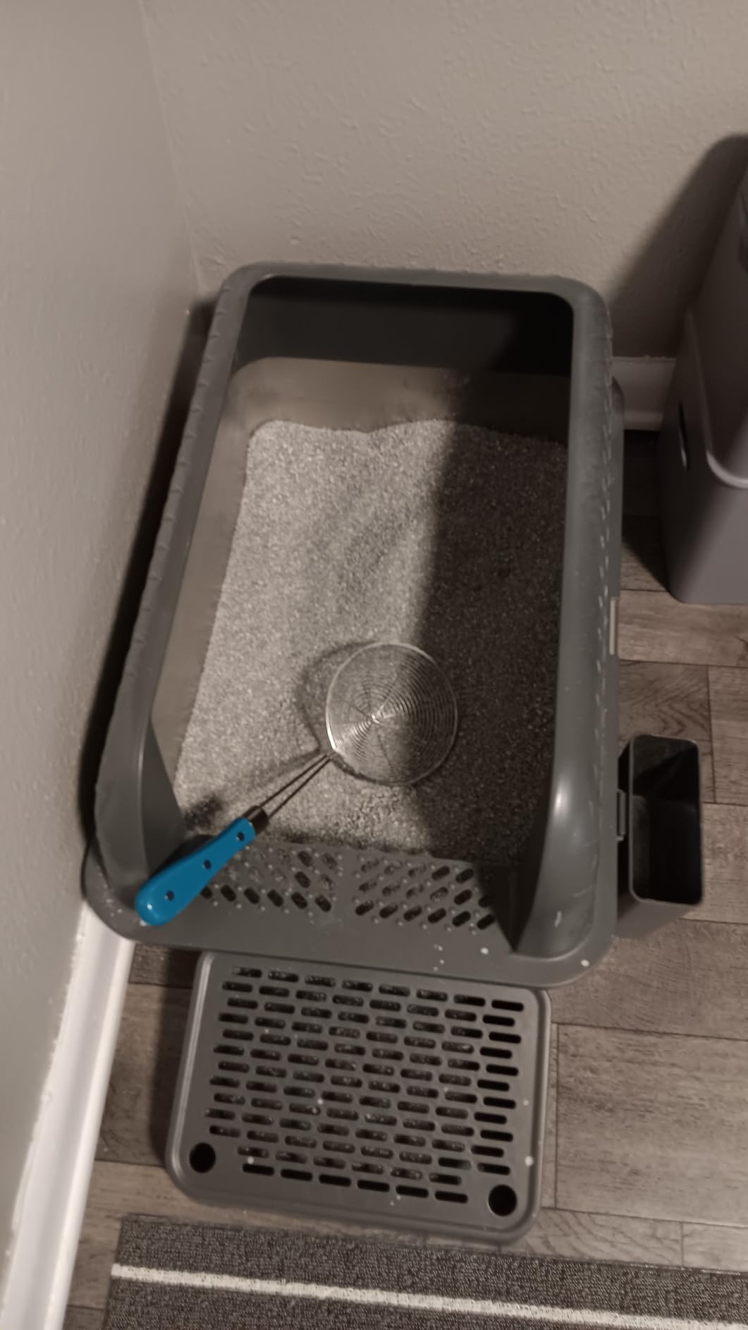 Neakasa PooGuard Litter Disposal Bin, 9.2L Trash Can for Cat Litter, Dog Waste & Diapers, with Viewing Window, Wider Opening, and 4-Month Refill Bag (White) customer photo 2