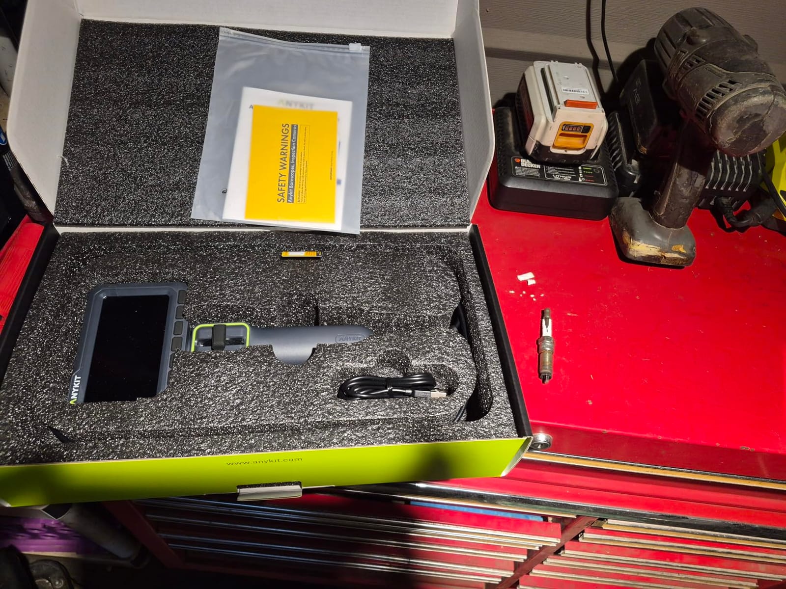 Anykit 210° Two-Way Articulating Borescope, 0.22in Slim Probe Endoscope customer photo 1