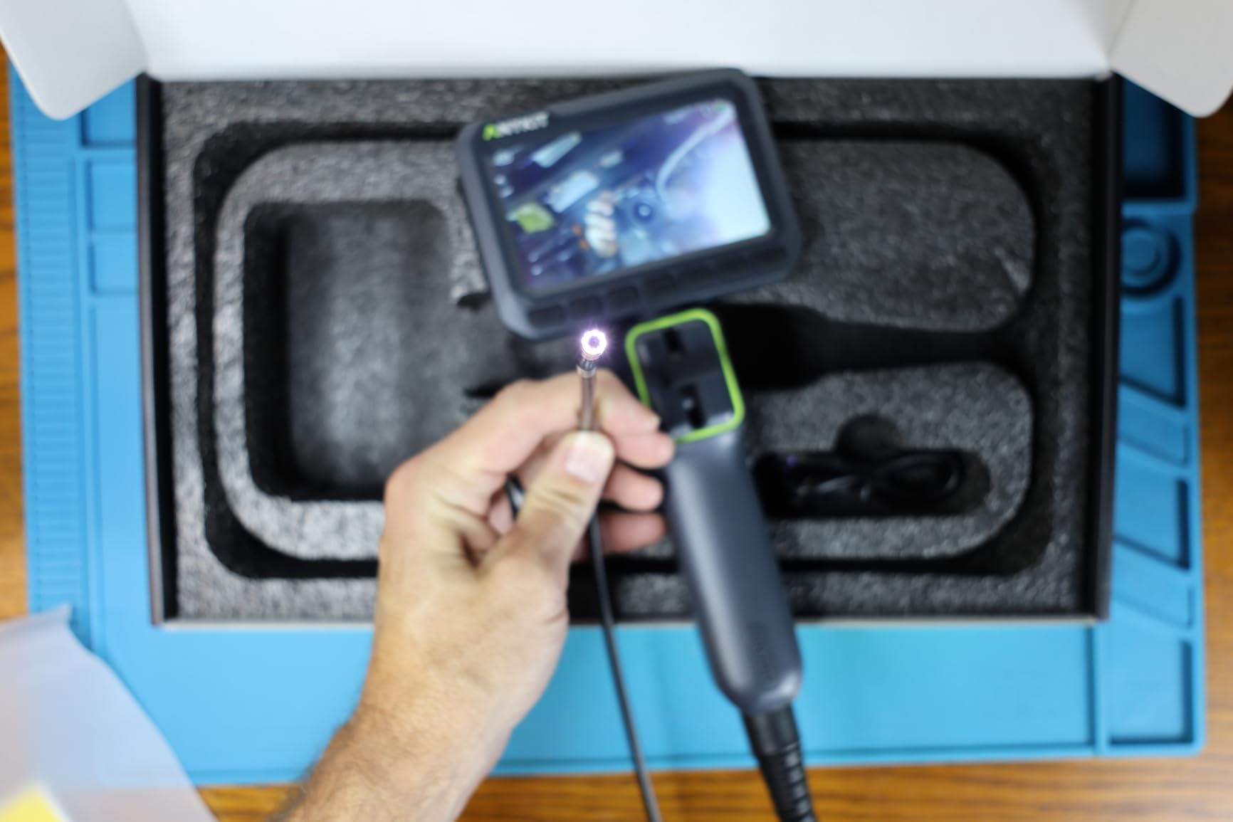 Anykit 210° Two-Way Articulating Borescope, 0.22in Slim Probe Endoscope customer photo 2