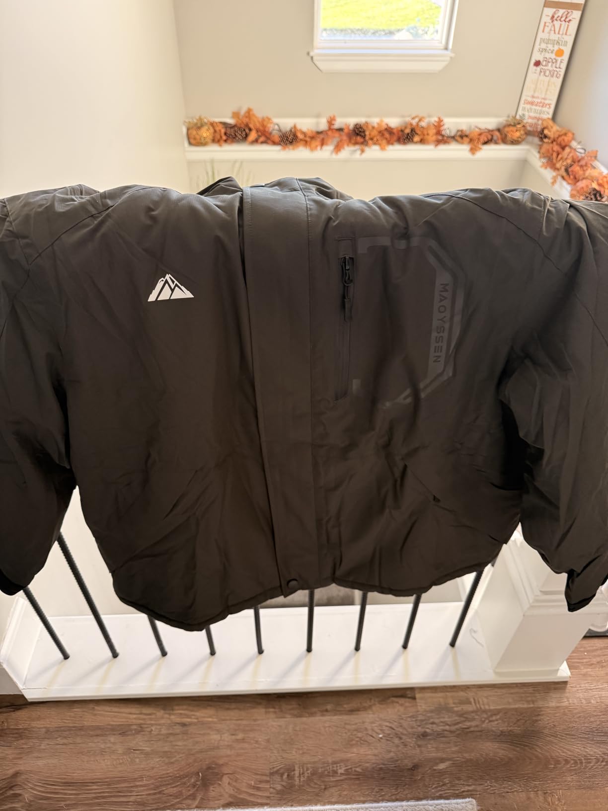 Men's Ski Jacket with Hooded customer photo 1