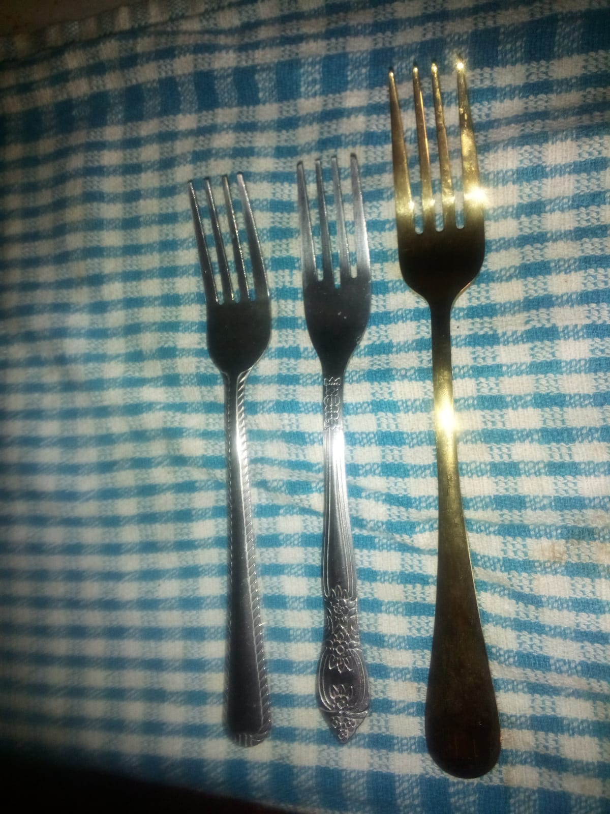 Matte Black Silverware Set for 8, 40 Pieces Stainless Steel Flatware Cutlery Set, Tableware Kitchen Utensil Set, Include Knives Spoons Forks, Dishwasher Safe (Matte Black) customer photo 1